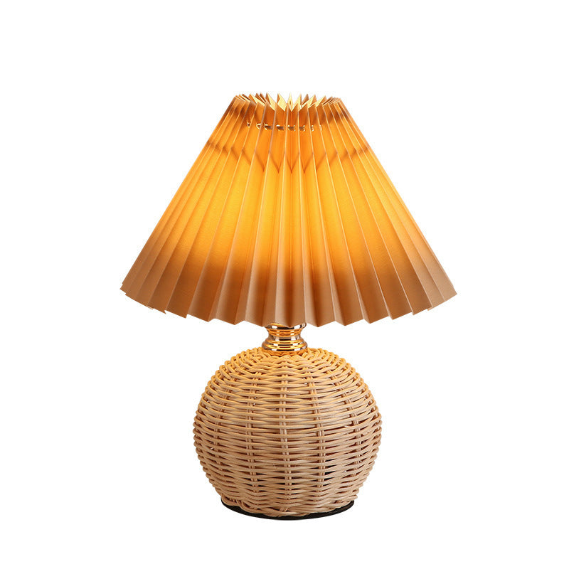 Aurevynn - Lampada da tavolo LED con paralume in rattan e tessuto conico