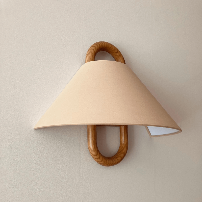 Dormen - Applique da parete in legno massello pieghettato a semicerchio