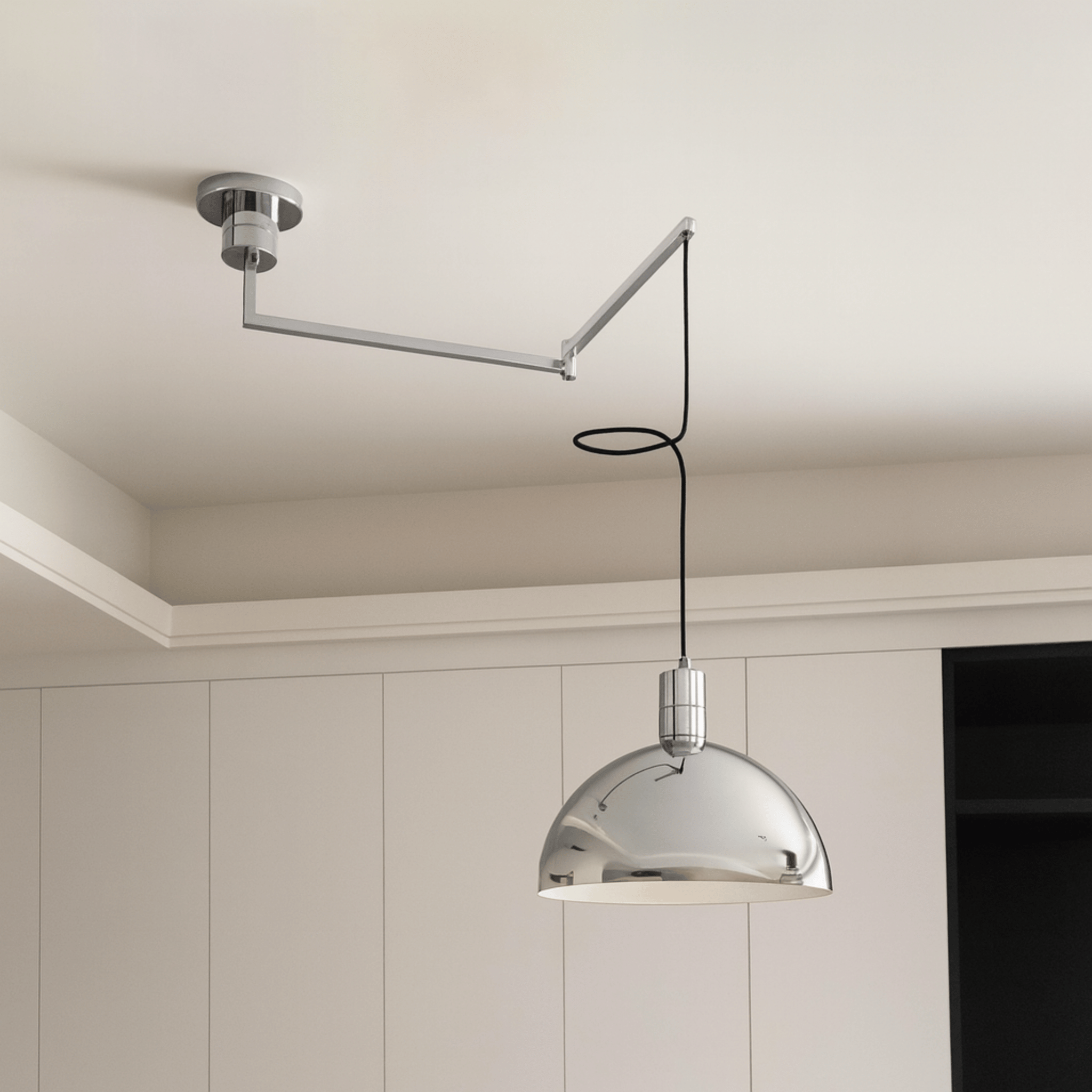 Nordlumea – Lampada a sospensione con braccio oscillante regolabile