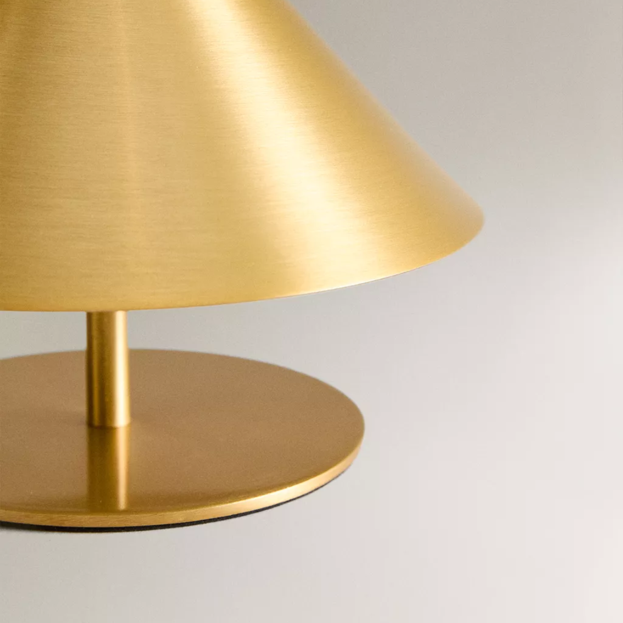 Lumeart – Lampada da tavolo touch con luce soffusa