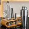 Set de coctelera de acero inoxidable con kit de barman y soporte de bambú