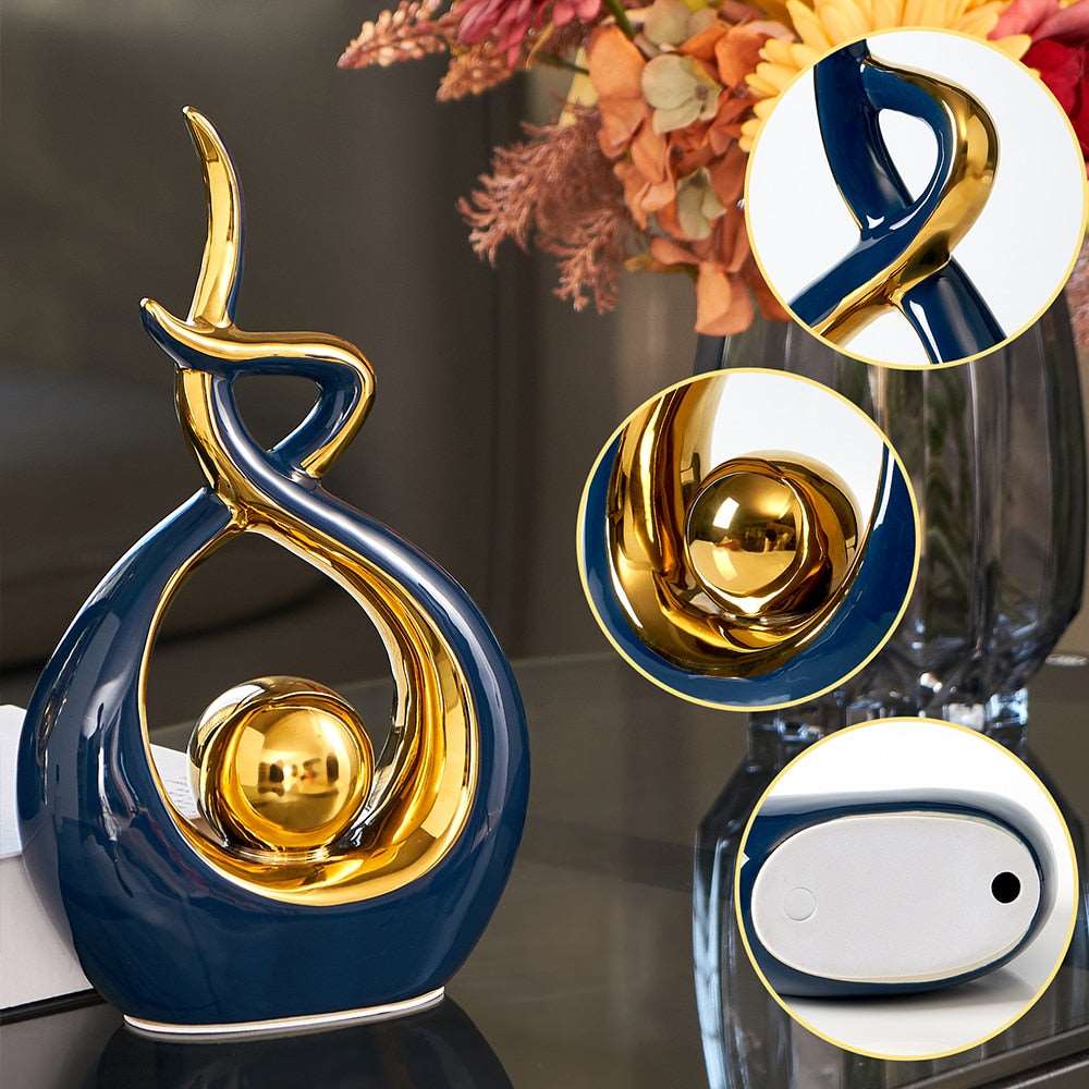 Aubelia – Scultura astratta in ceramica con accenti dorati