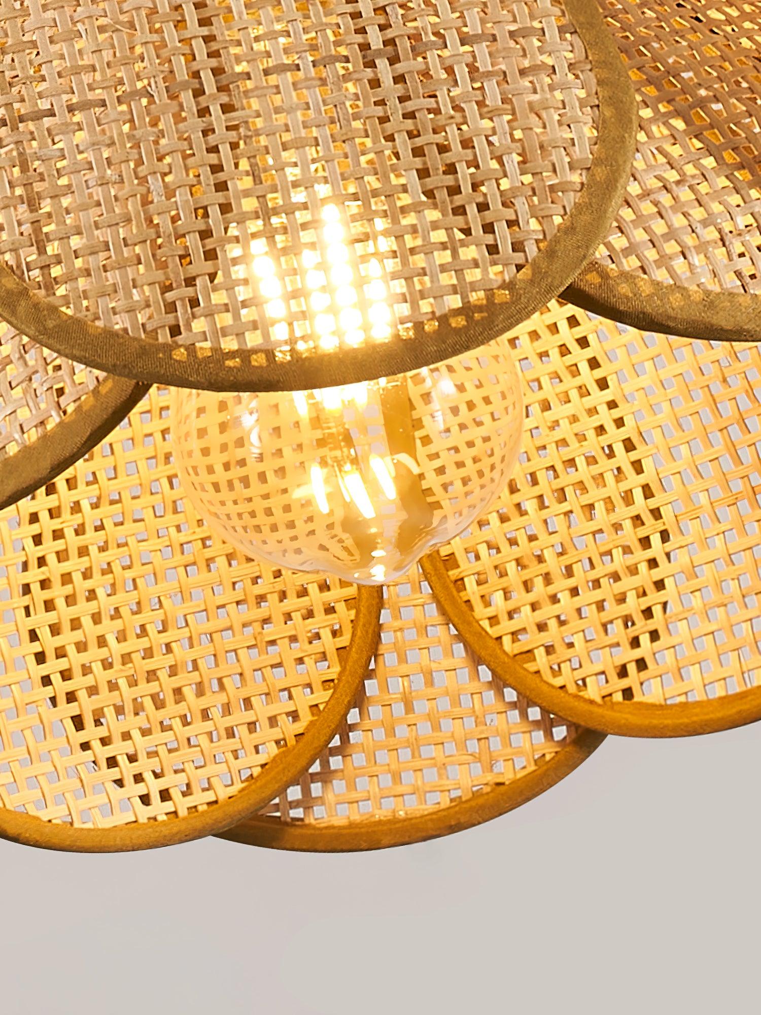 Eurvion - Lampada a sospensione in tessuto di rattan