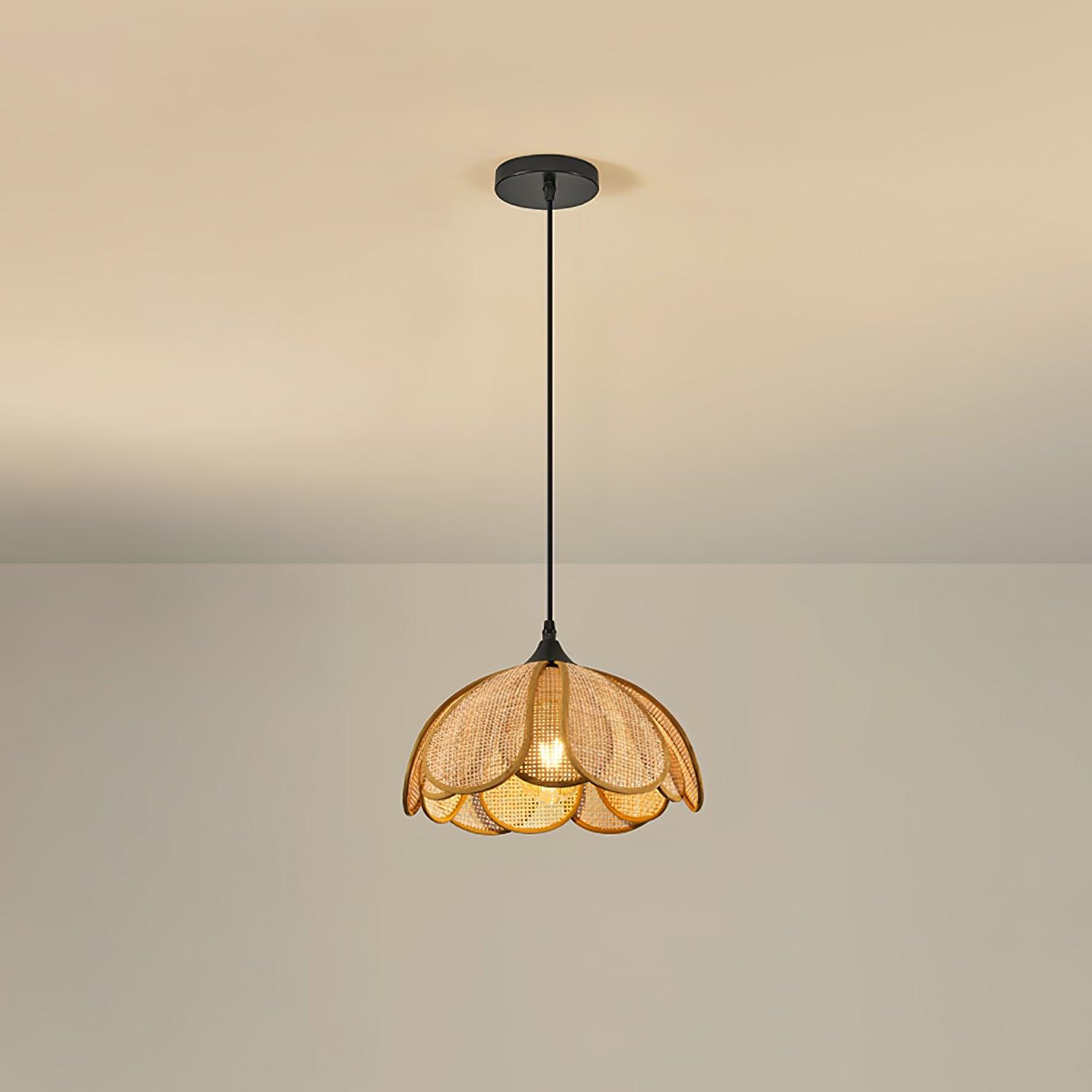 Eurvion - Lampada a sospensione in tessuto di rattan