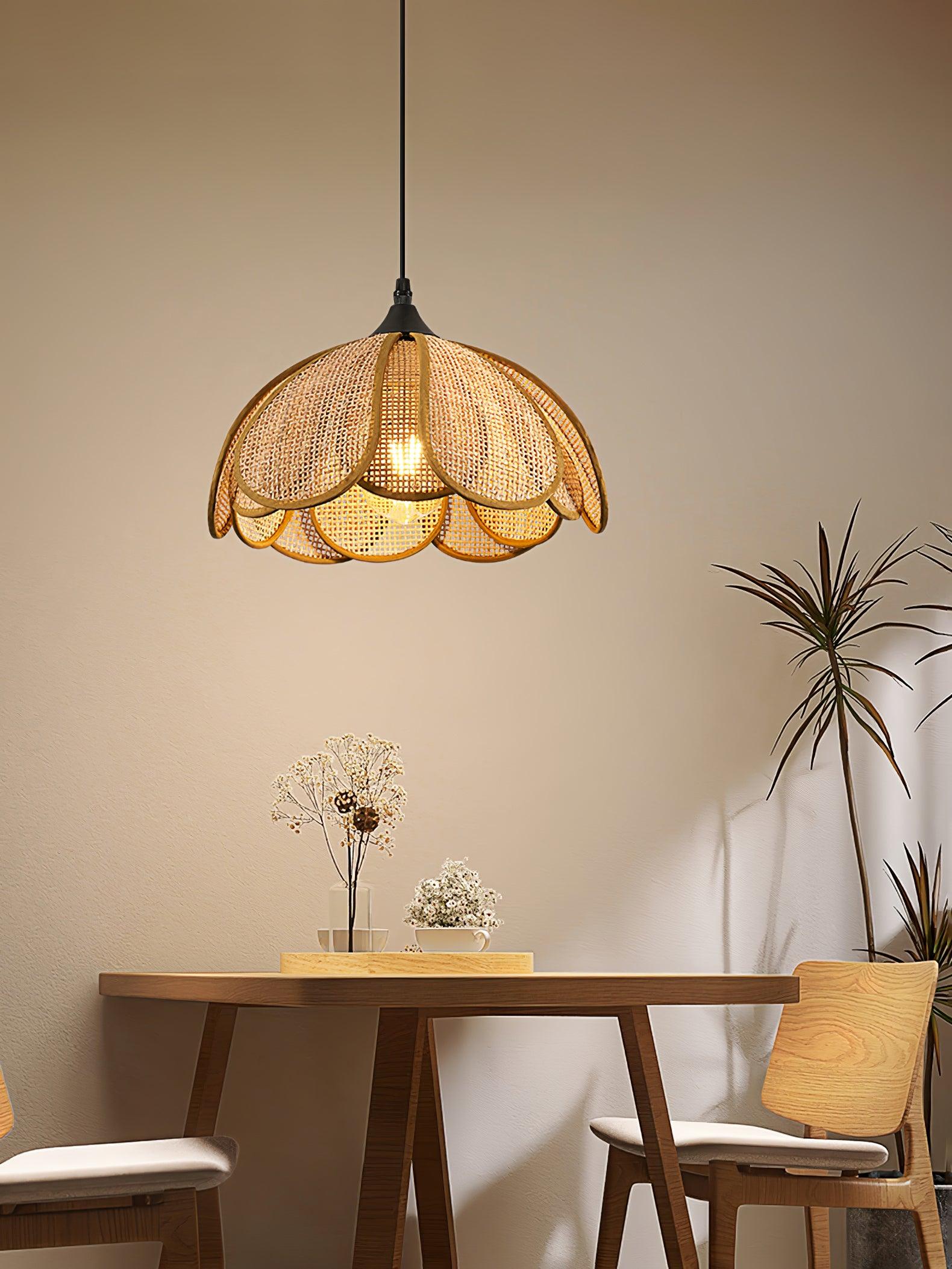 Eurvion - Lampada a sospensione in tessuto di rattan