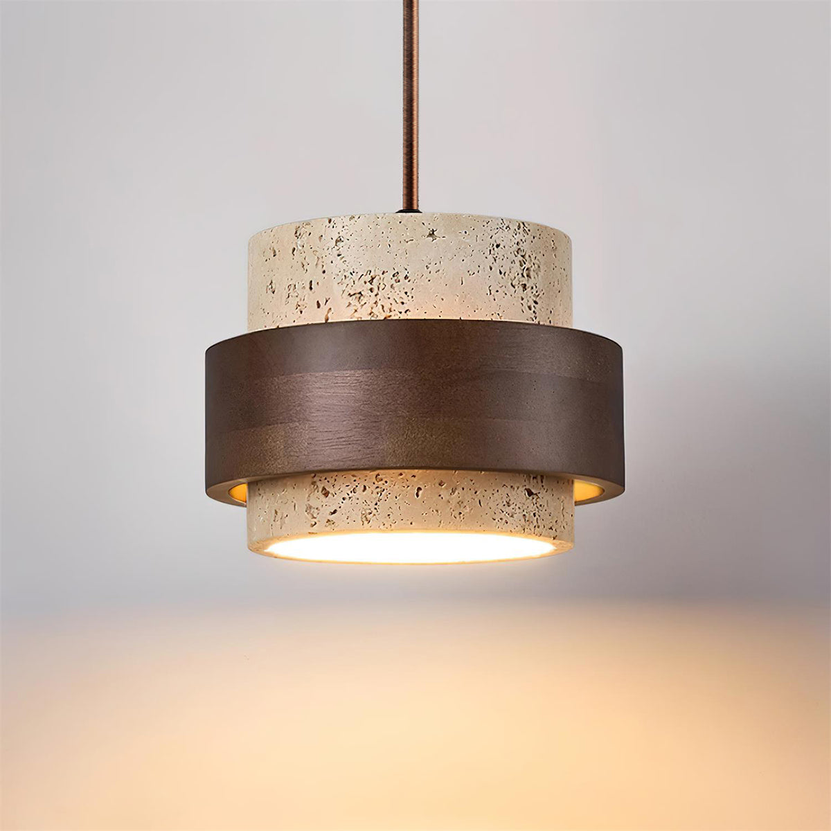 Aurelian – Lampada a sospensione in travertino