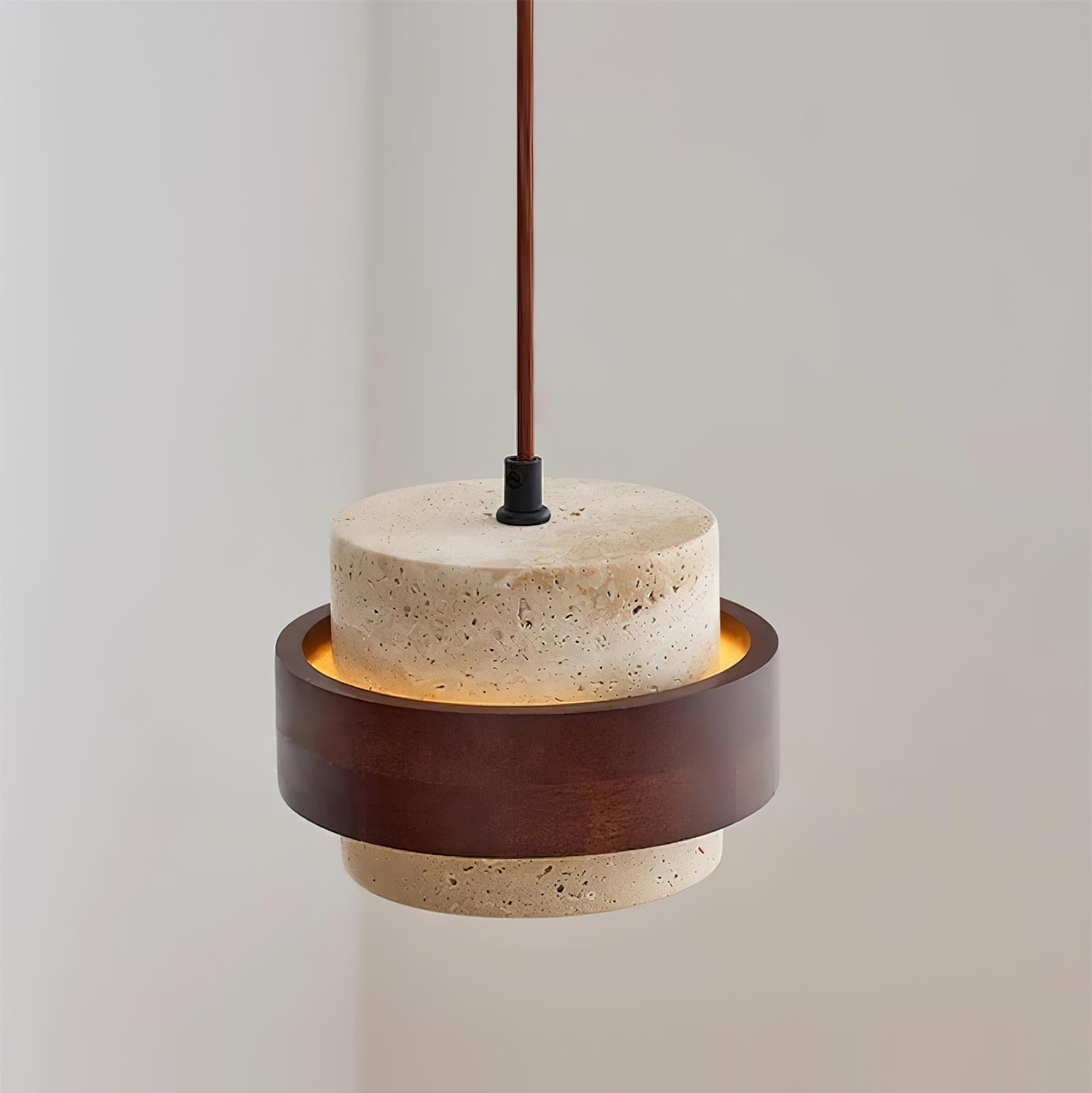 Aurelian – Lampada a sospensione in travertino