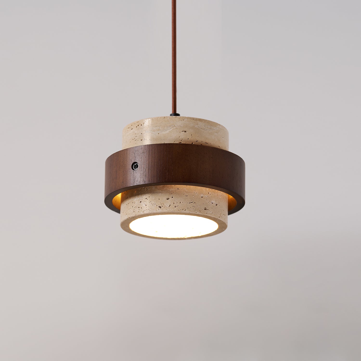 Aurelian – Lampada a sospensione in travertino