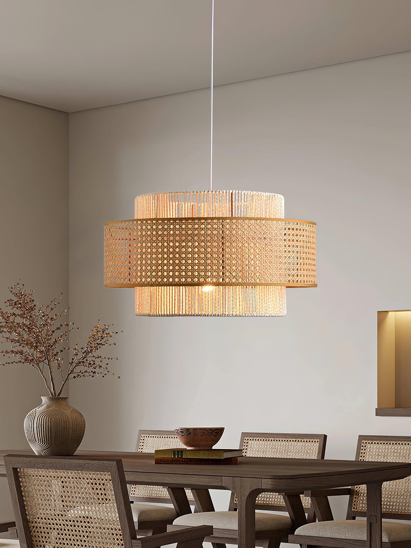 Ulshayra – Lampada a sospensione in rattan concentrico