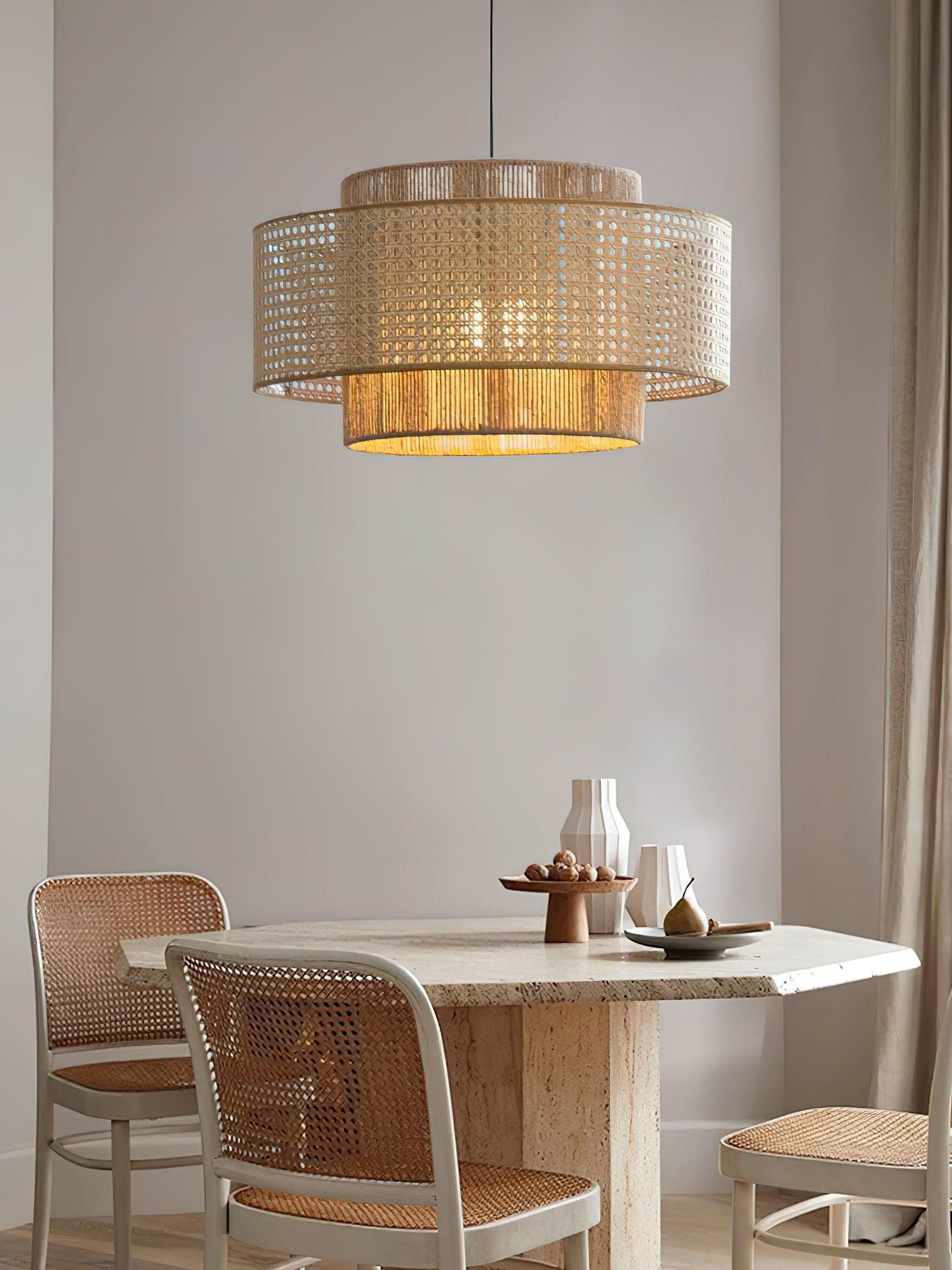 Ulshayra – Lampada a sospensione in rattan concentrico