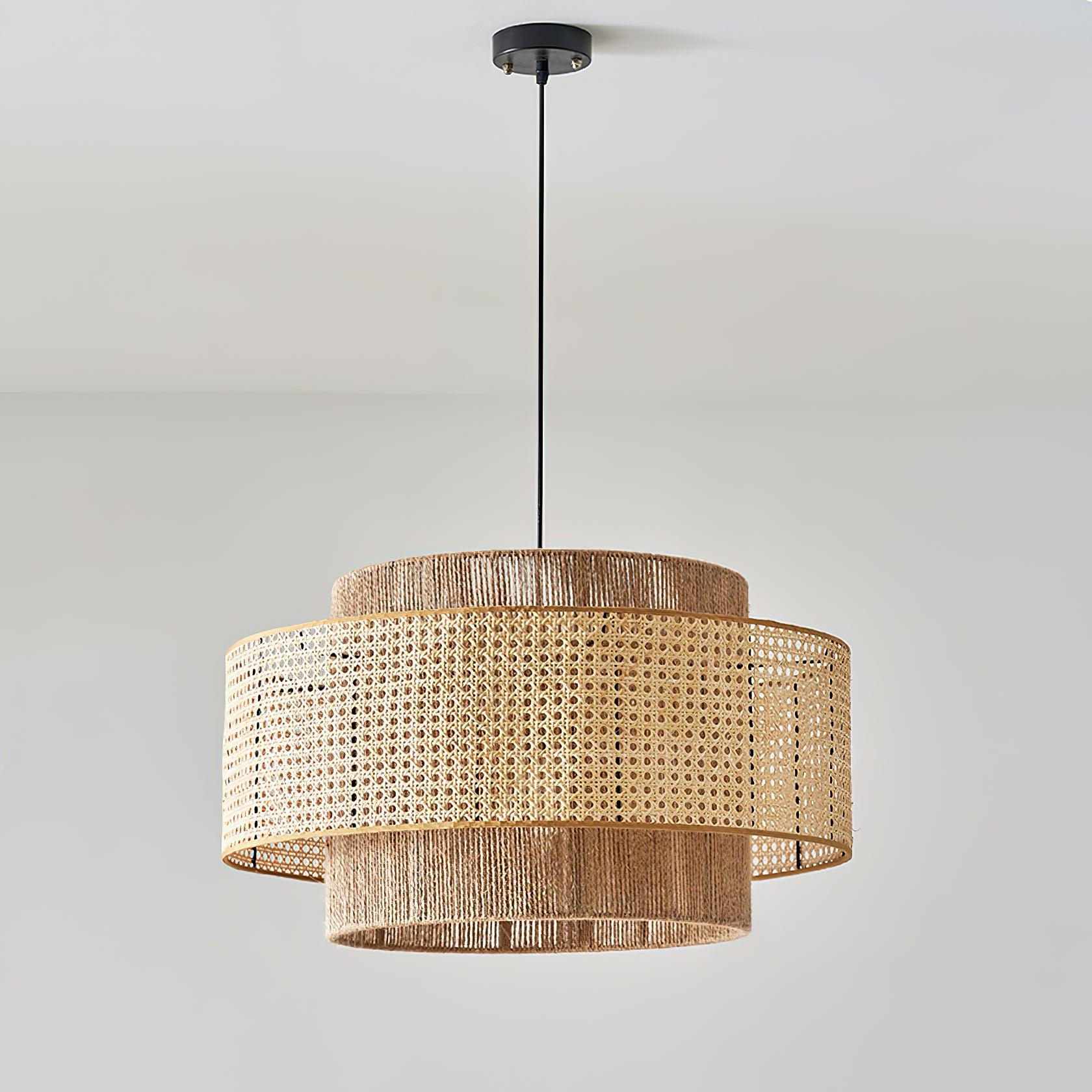 Ulshayra – Lampada a sospensione in rattan concentrico