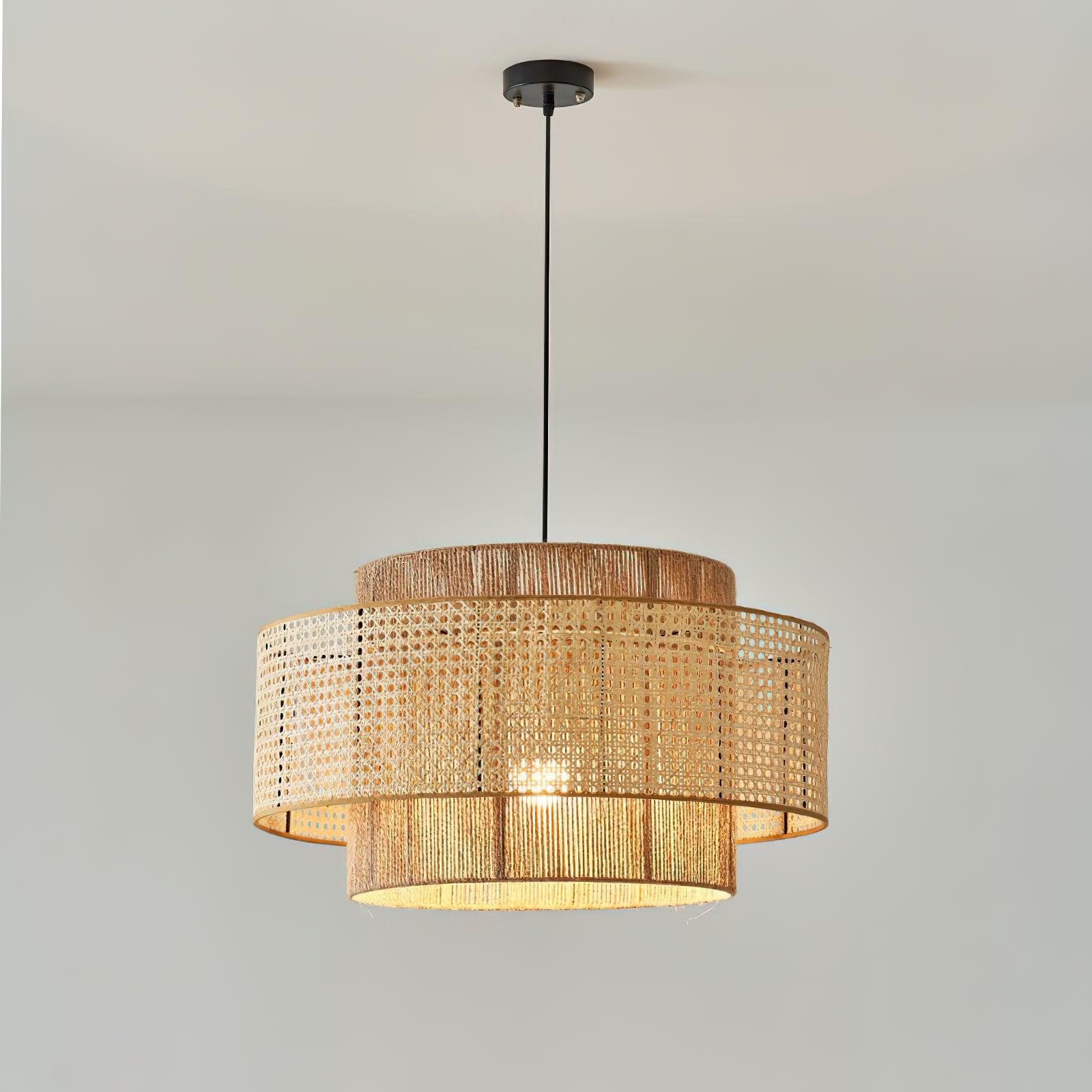 Ulshayra – Lampada a sospensione in rattan concentrico