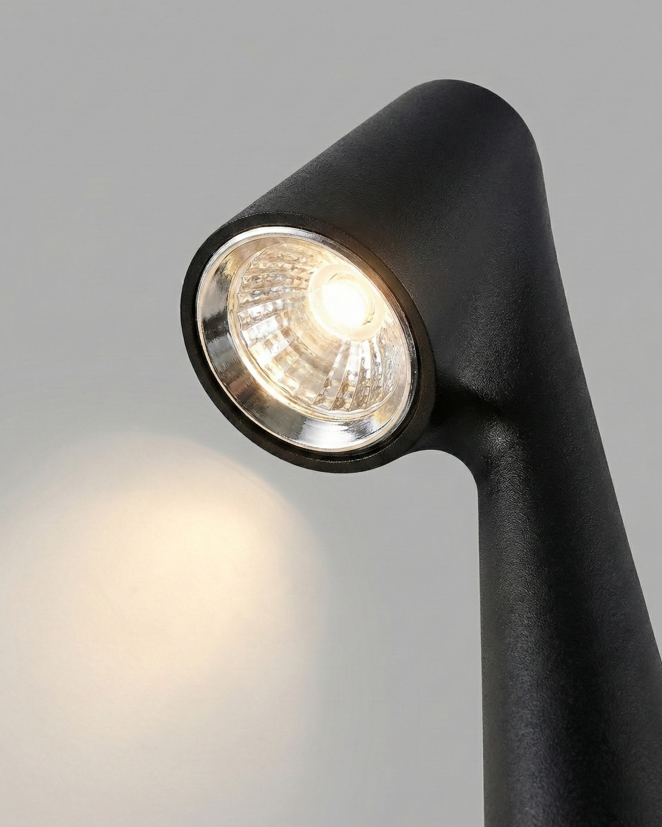 Norelle – Lampada da tavolo wireless con controllo touch