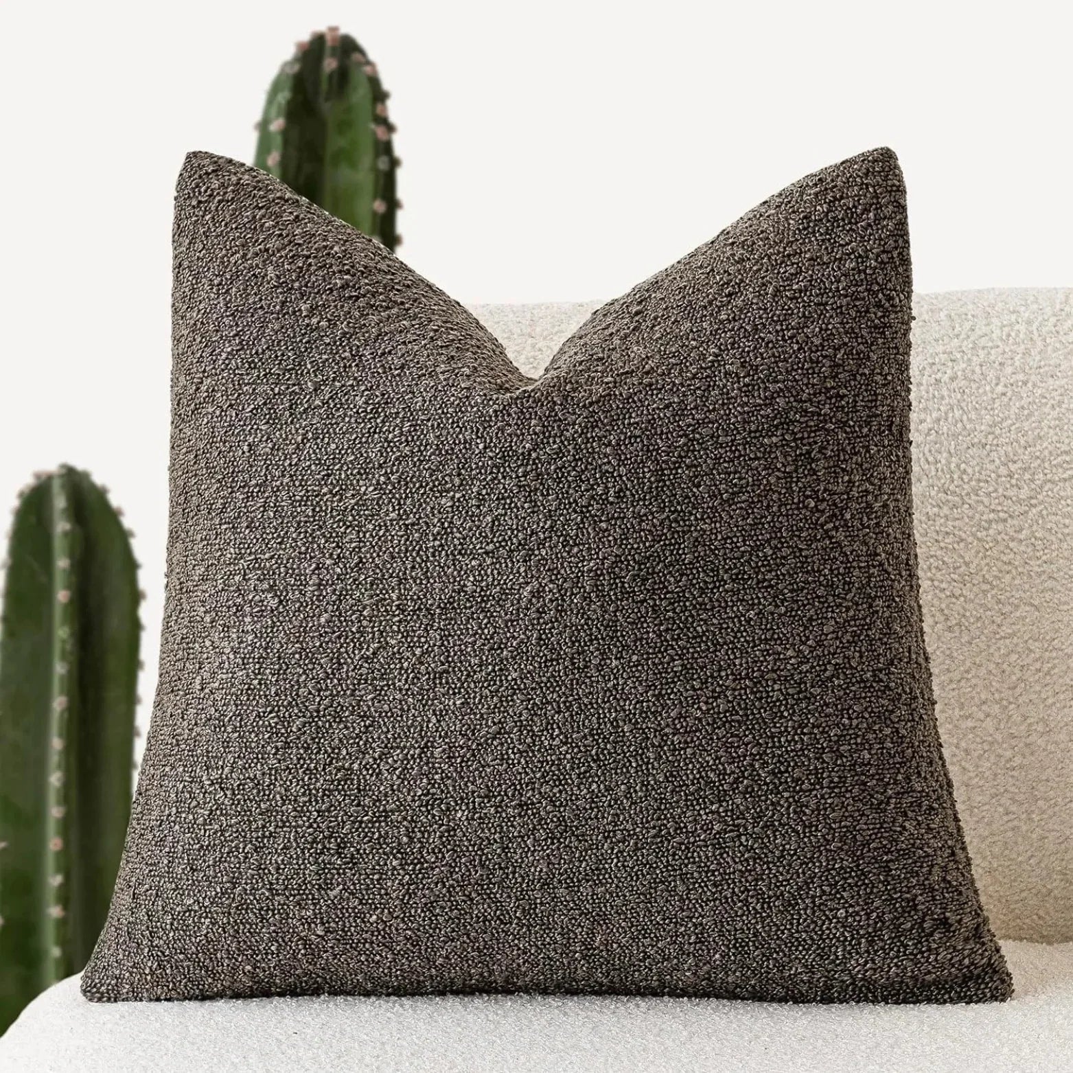 Parion - Housse de coussin premium en bouclé 45 cm x 45 cm