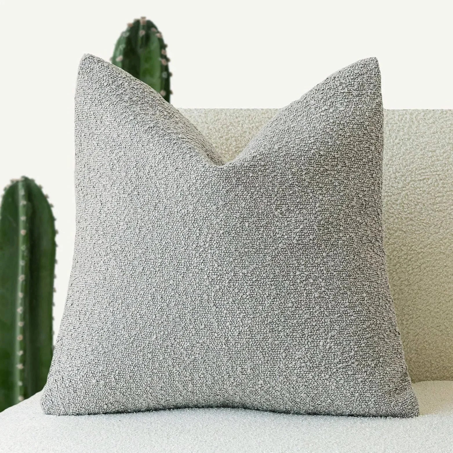 Parion - Housse de coussin premium en bouclé 45 cm x 45 cm
