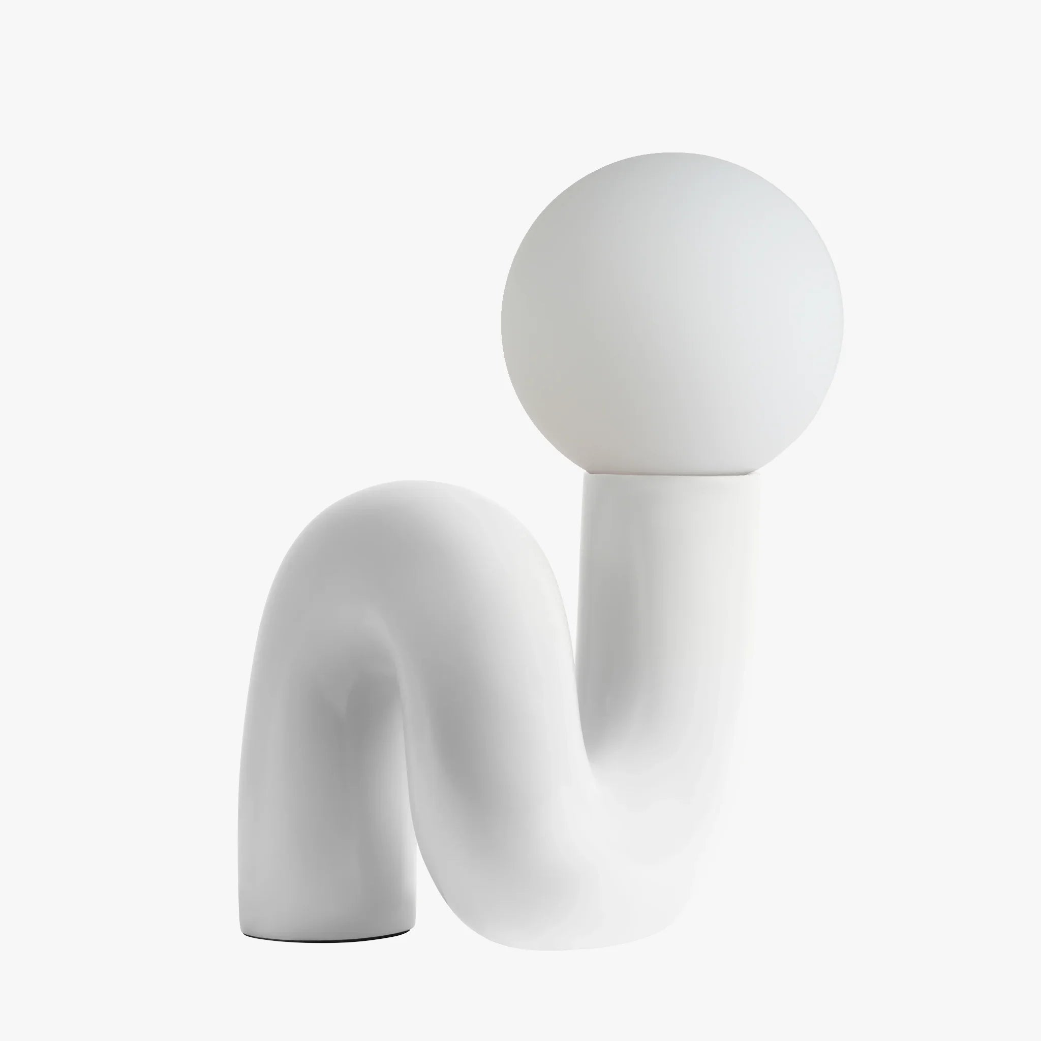 Novella – Lampada da tavolo ambientale con base scolpita