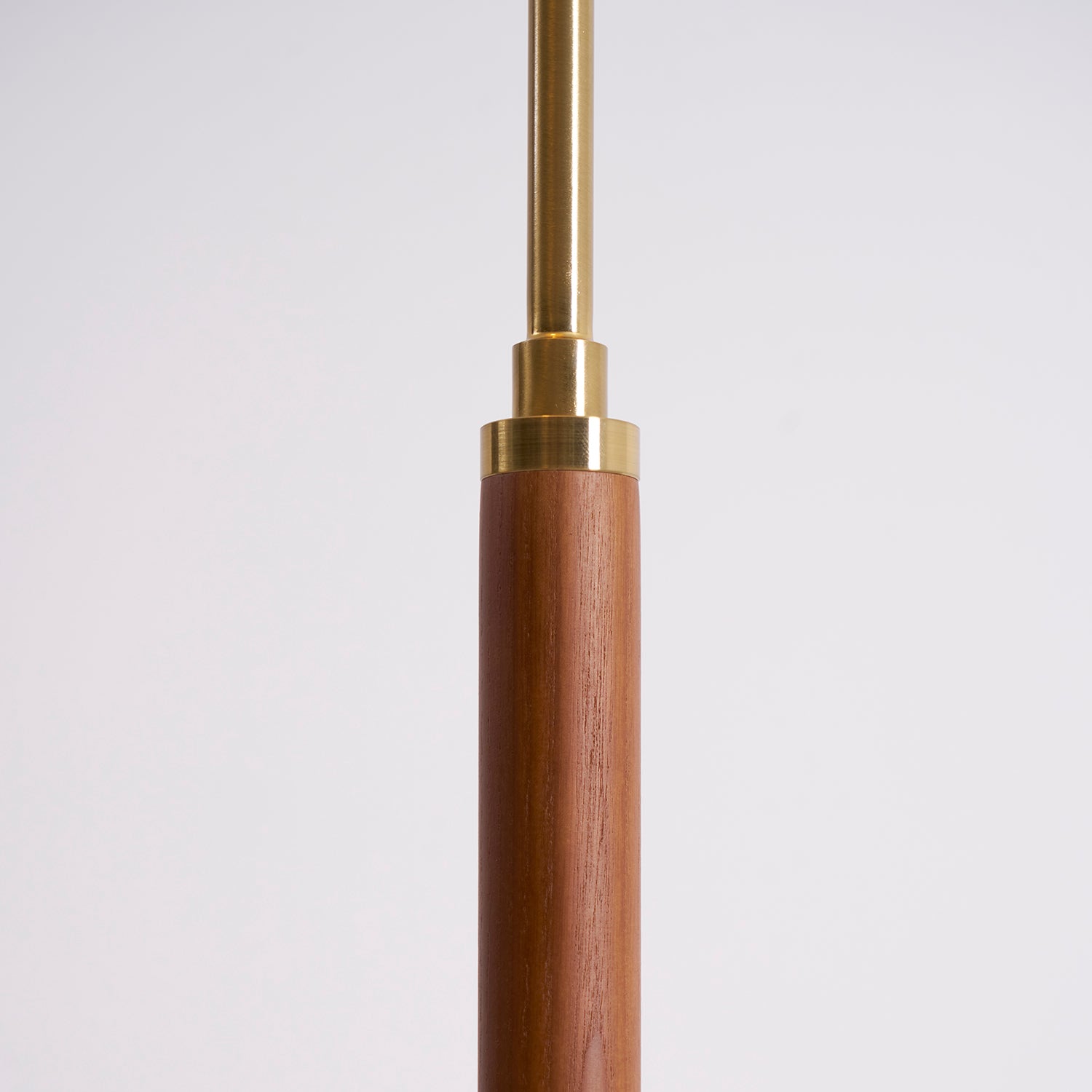 Valdorin - Lampada da terra scultorea a mano