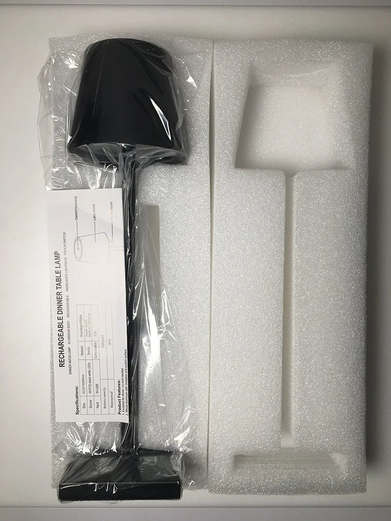 Liora – Lampada da Tavolo Ricaricabile Wireless