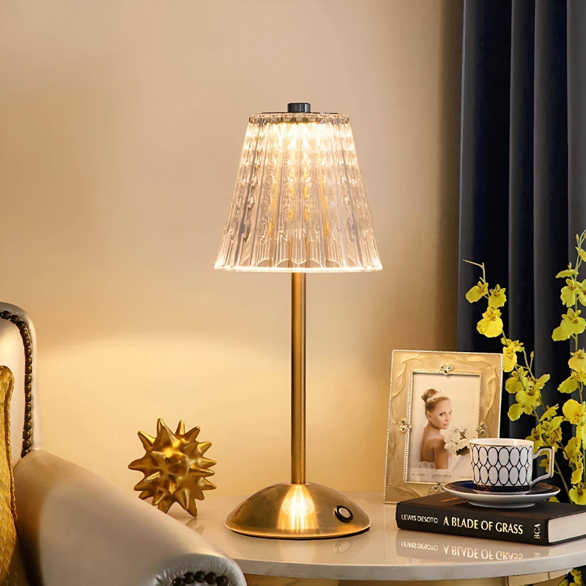 Elvara – Lampe de table élégante sans fil