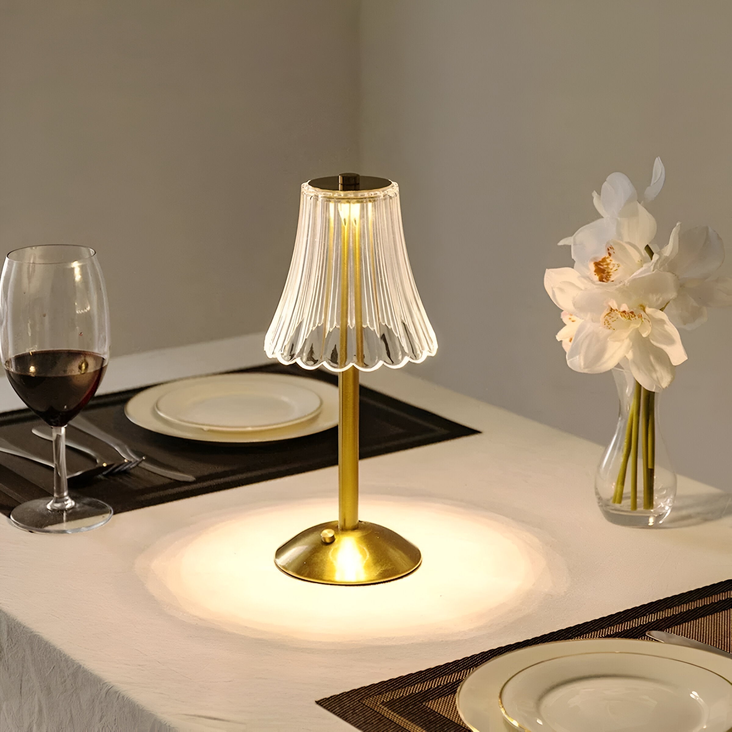 Elvara – Lampe de table élégante sans fil