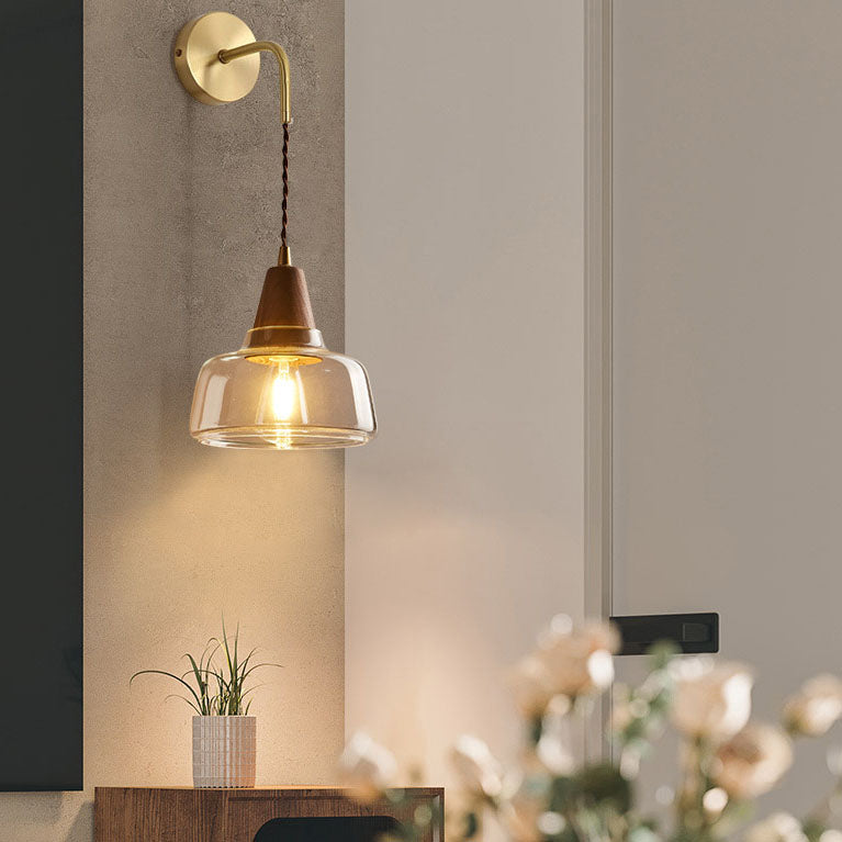 Kiyora – Applique murale japonaise en verre en forme de cône 1 lumière