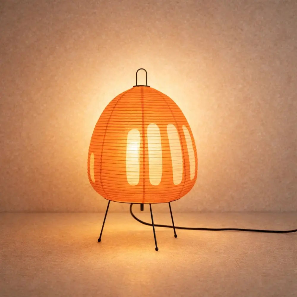 Akoria – Lampada da tavolo a treppiede in carta washi