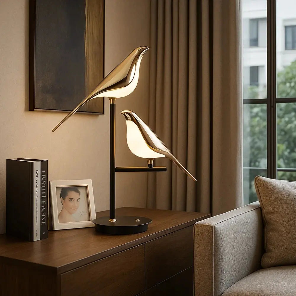 Aurelyn - Lampada da scrivania a LED con uccello dorato