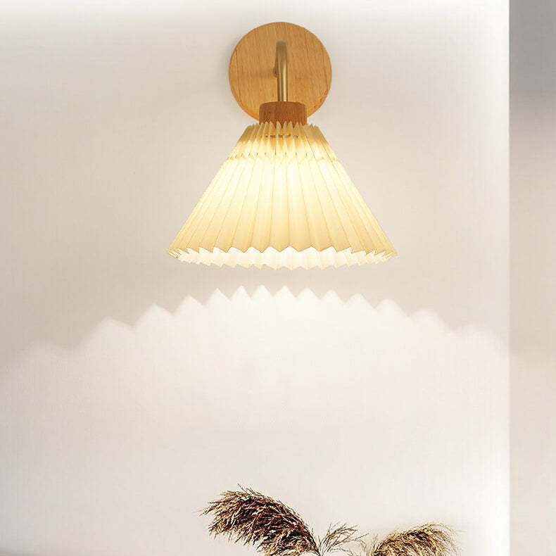 Dermora – Applique da parete moderna minimalista a cono plissettato, 1 luce
