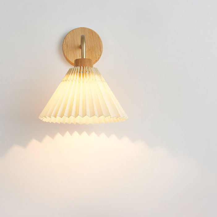 Dermora – Applique da parete moderna minimalista a cono plissettato, 1 luce