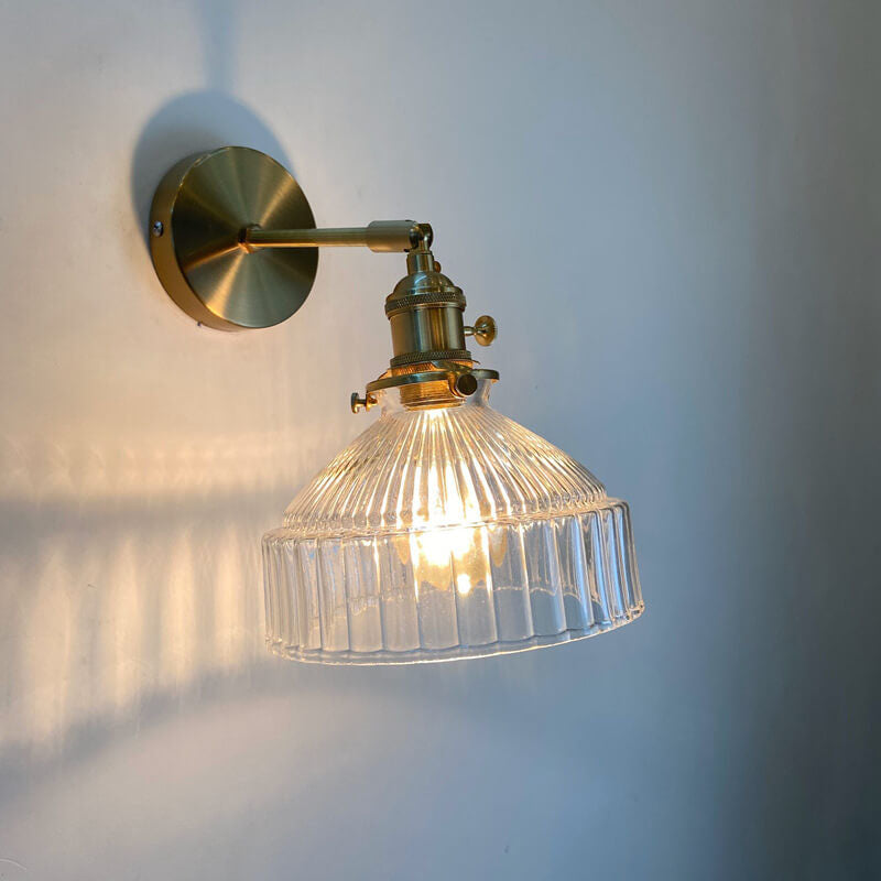 Velorn – Applique murale nordique en laiton avec dôme en verre 1 lumière