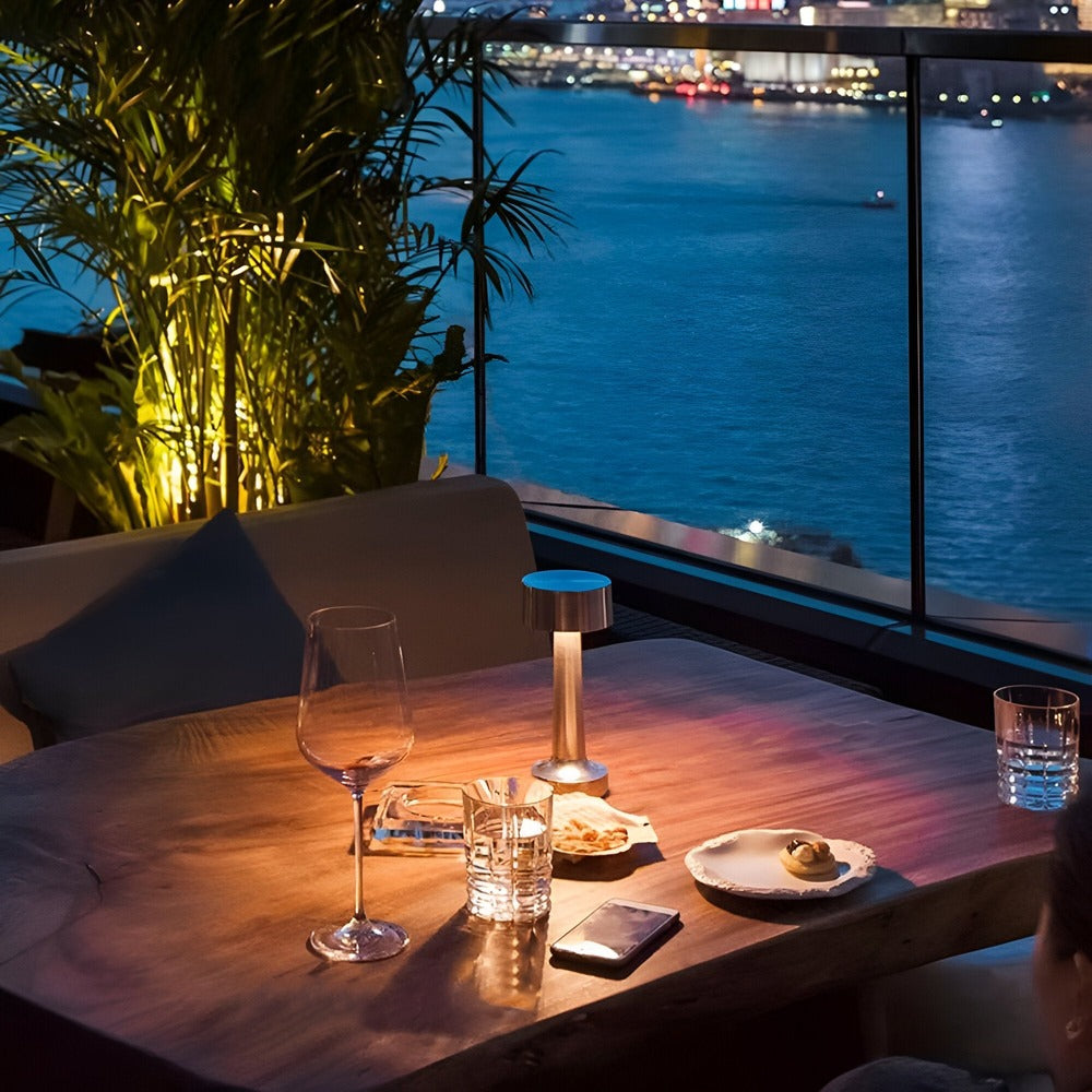 Vavek – Lampada da tavolo LED con batteria IP44