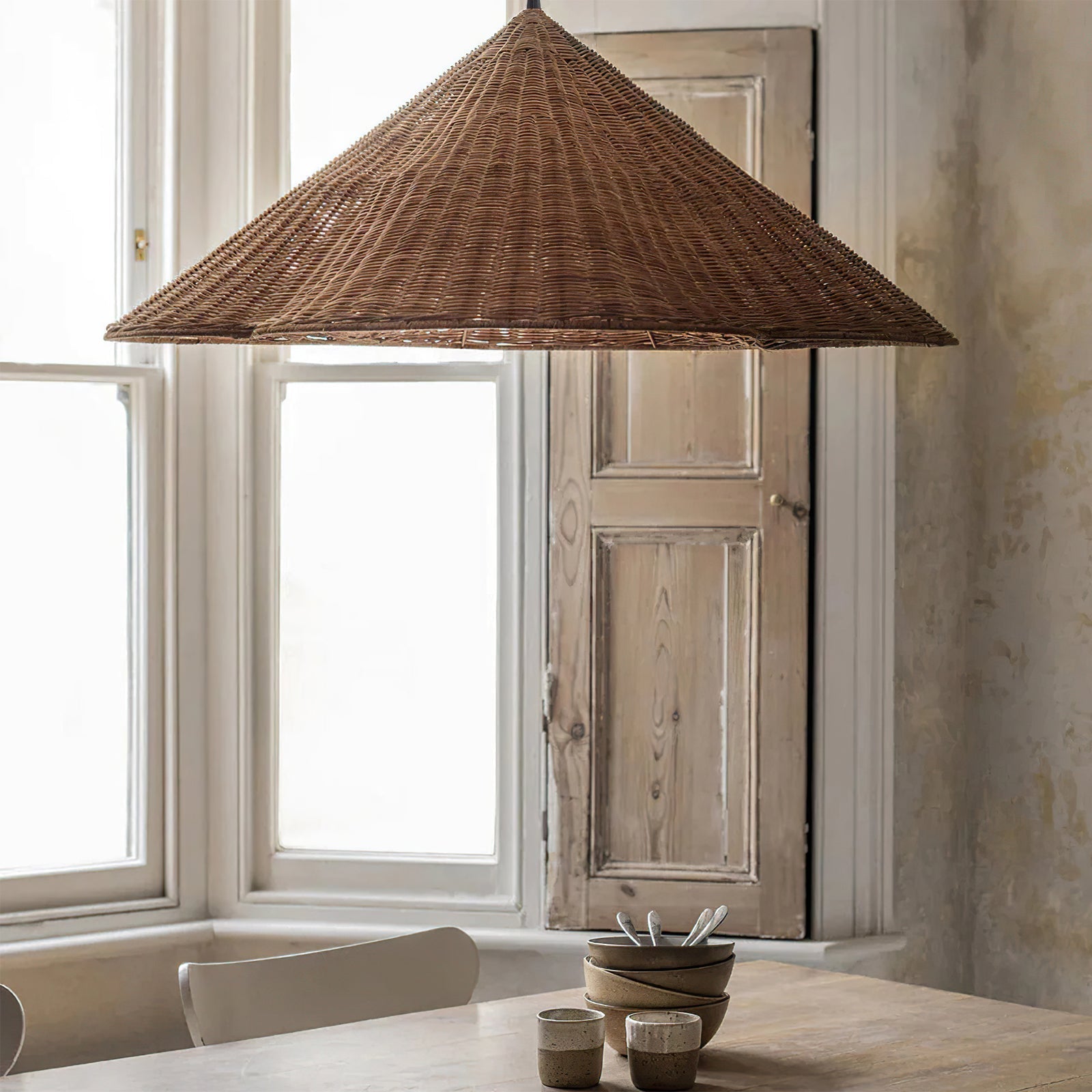 Calyran - Lampada a sospensione retrò in rattan intrecciato con bordi smerlati