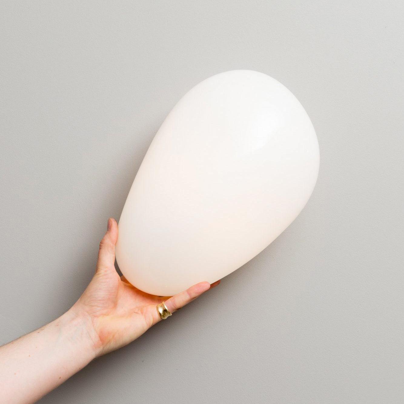 Cameron – Lampada da parete LED con paralume ovale