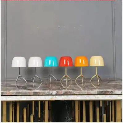 Orluné – Lampe de bureau trépied Bauhaus