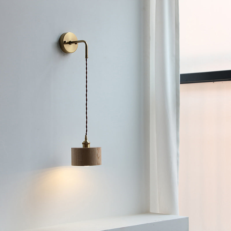 Nordivane – Applique da parete scandinava in ottone e legno, 1 luce