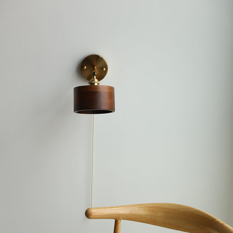 Nordivane – Applique da parete scandinava in ottone e legno, 1 luce
