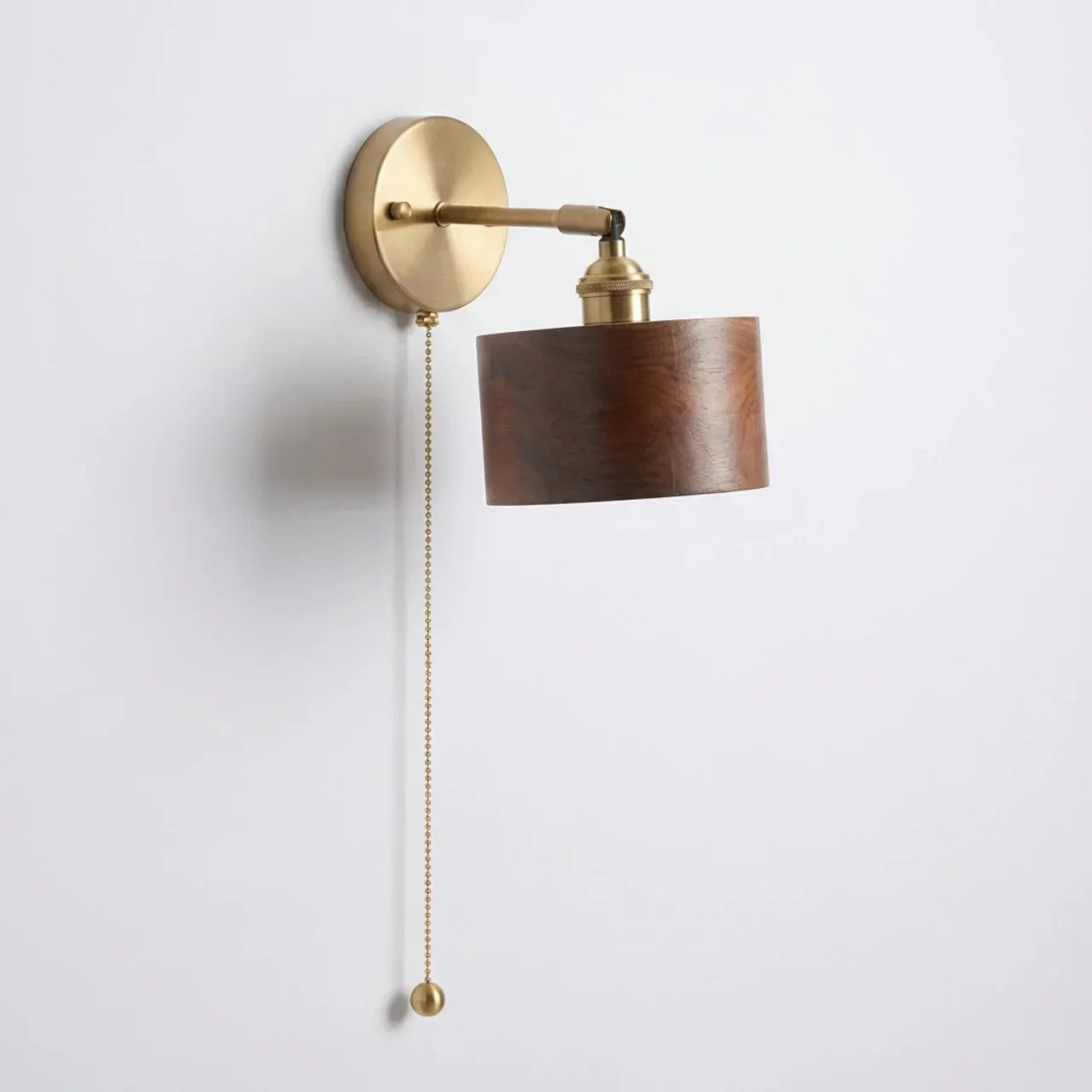 Nordivane – Applique da parete scandinava in ottone e legno, 1 luce