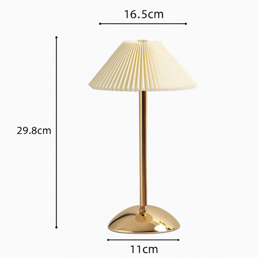 Lunvra - Lampada da tavolo con paralume in ottone a forma di cono