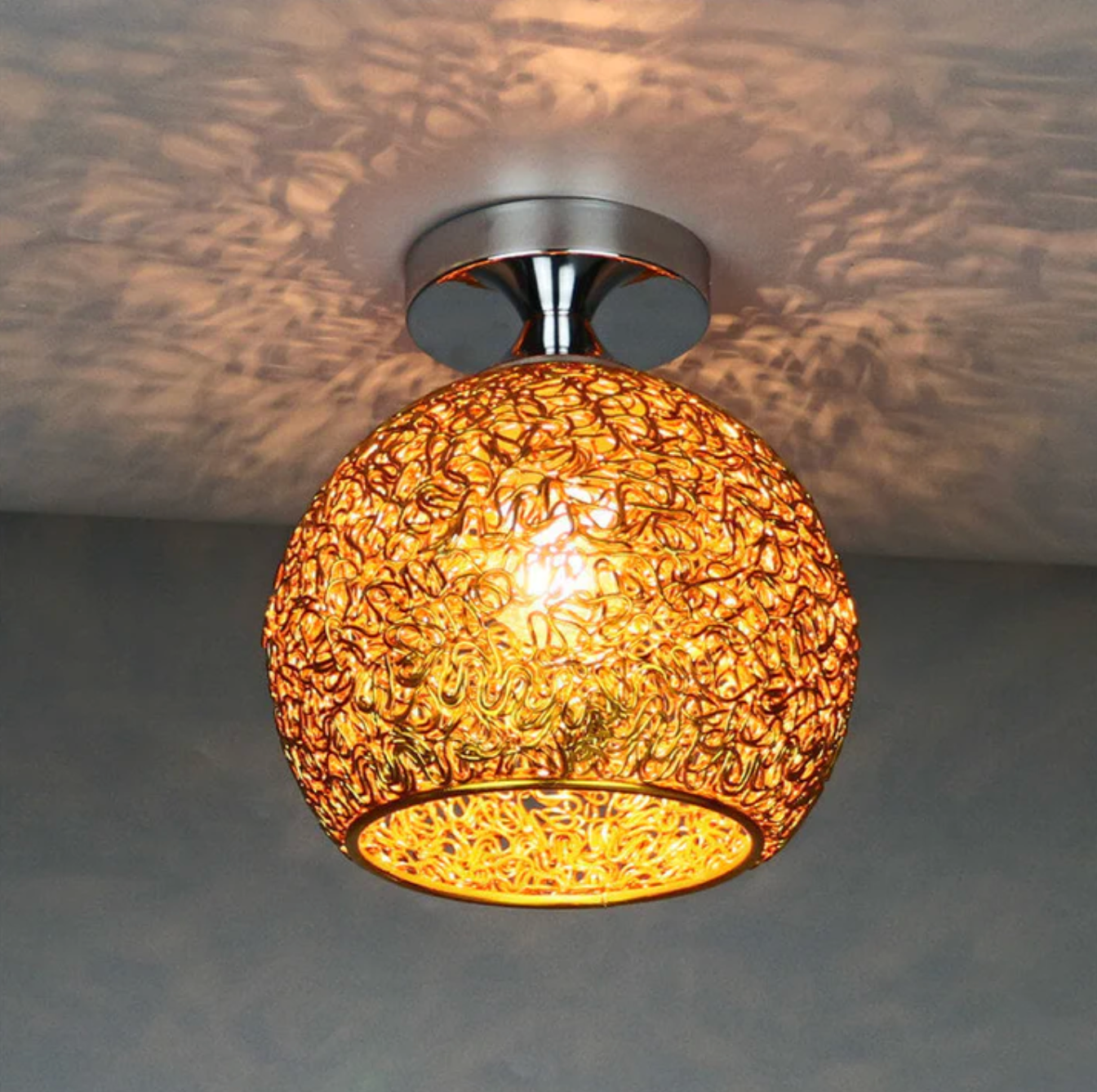 Meluné - Metal Globe Ceiling Light
