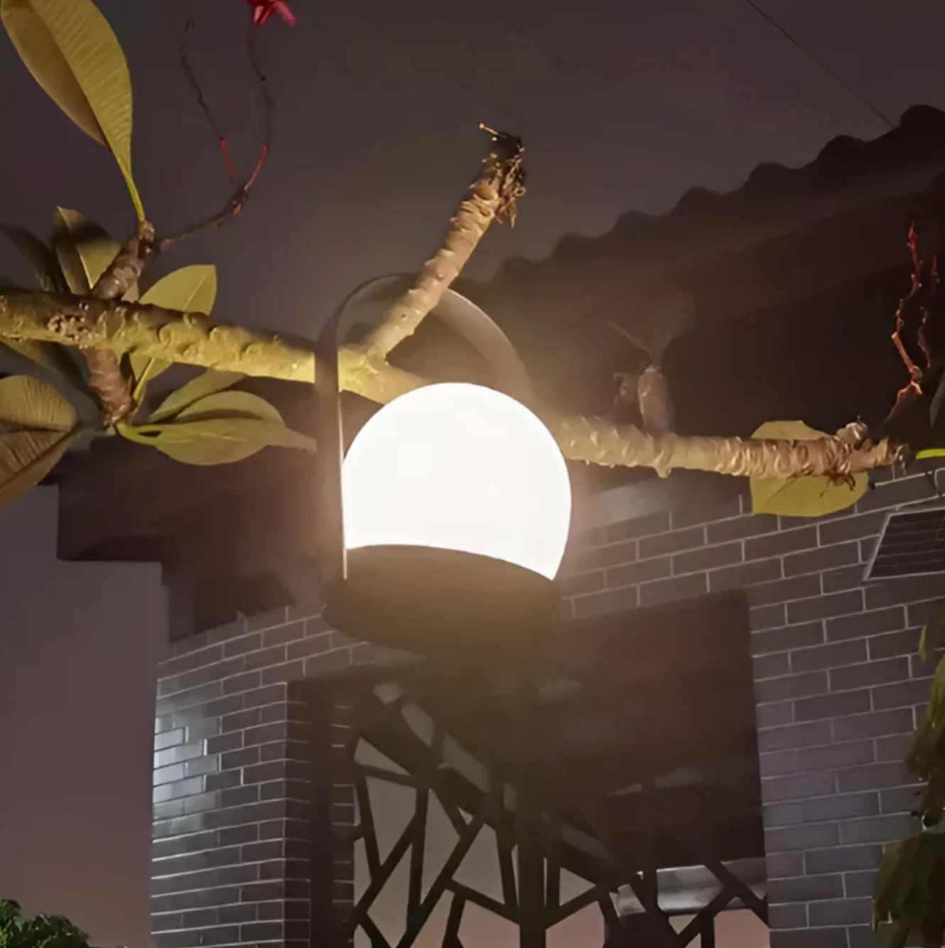 Luméri - Lampada da tavolo a globo LED