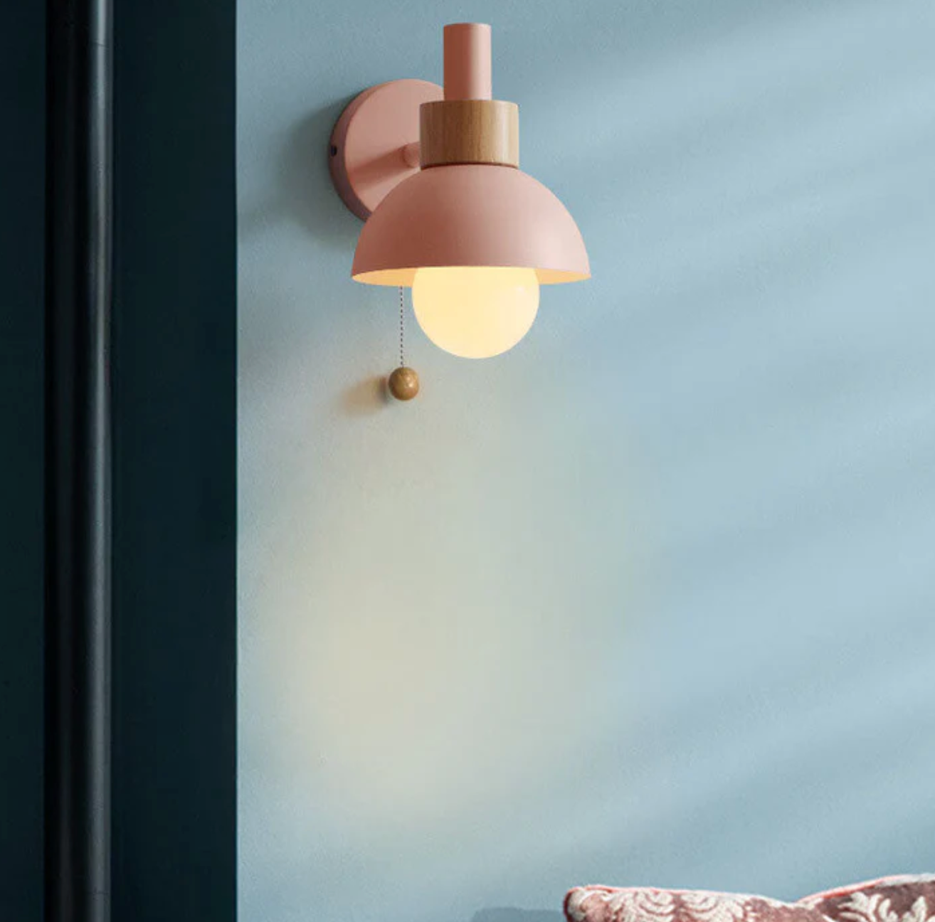 Colme - Lampada da parete in legno con catena a tirante