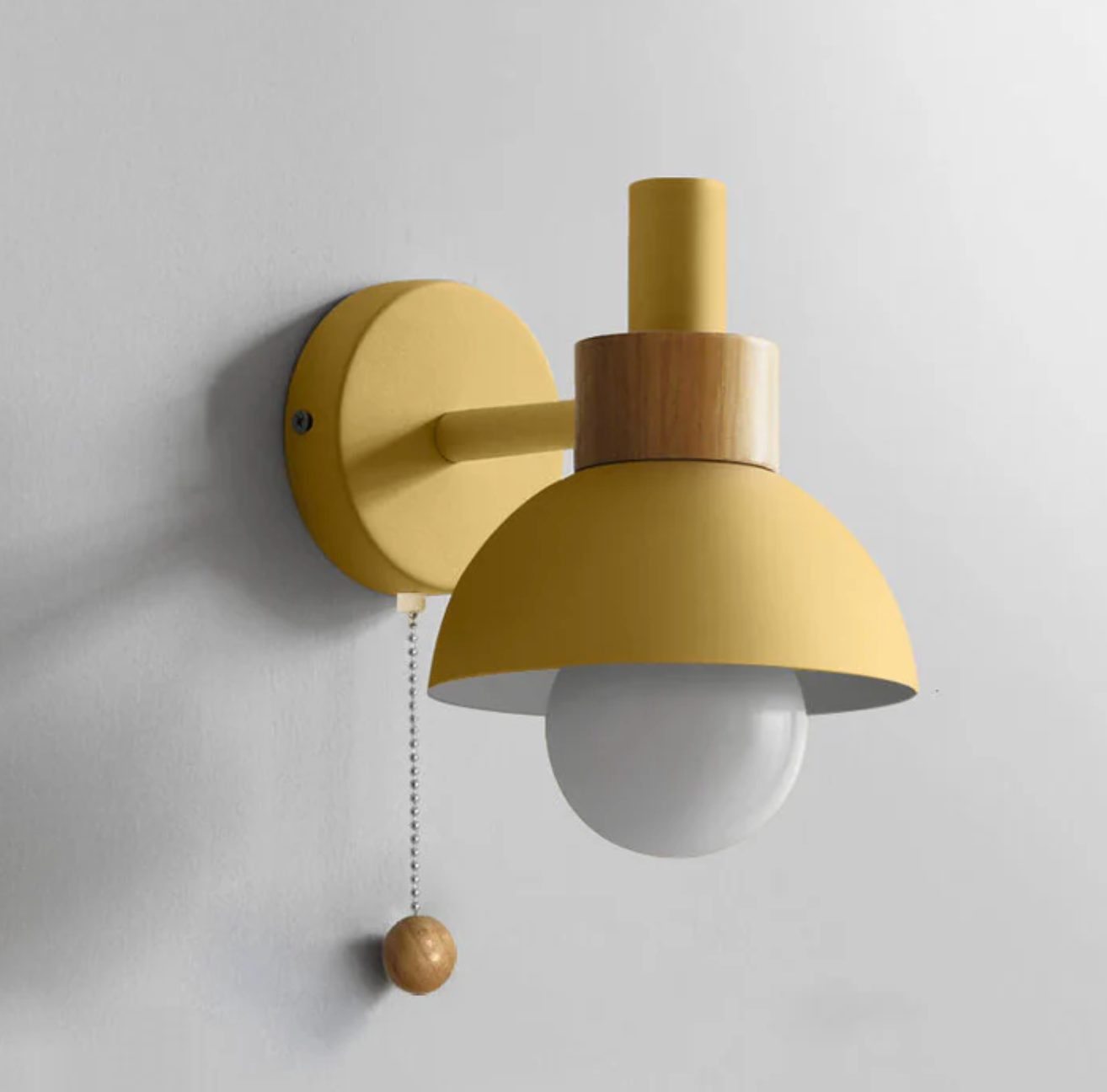 Colme - Lampada da parete in legno con catena a tirante