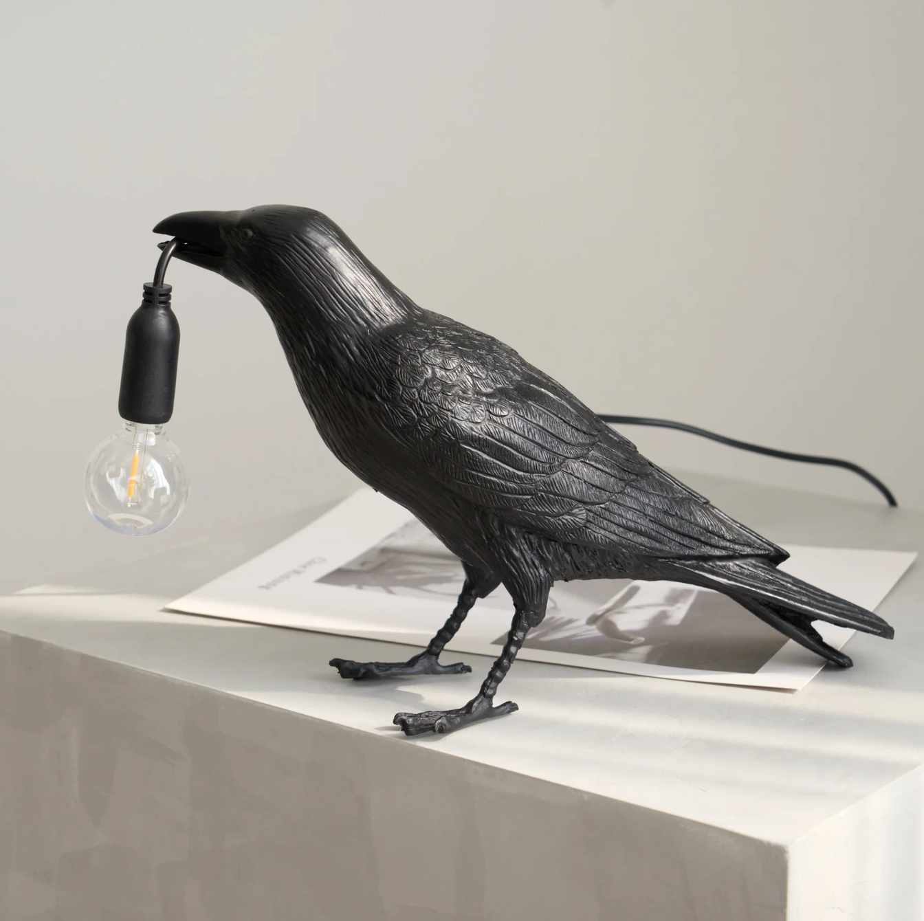 Corvane - Lampe de table oiseau