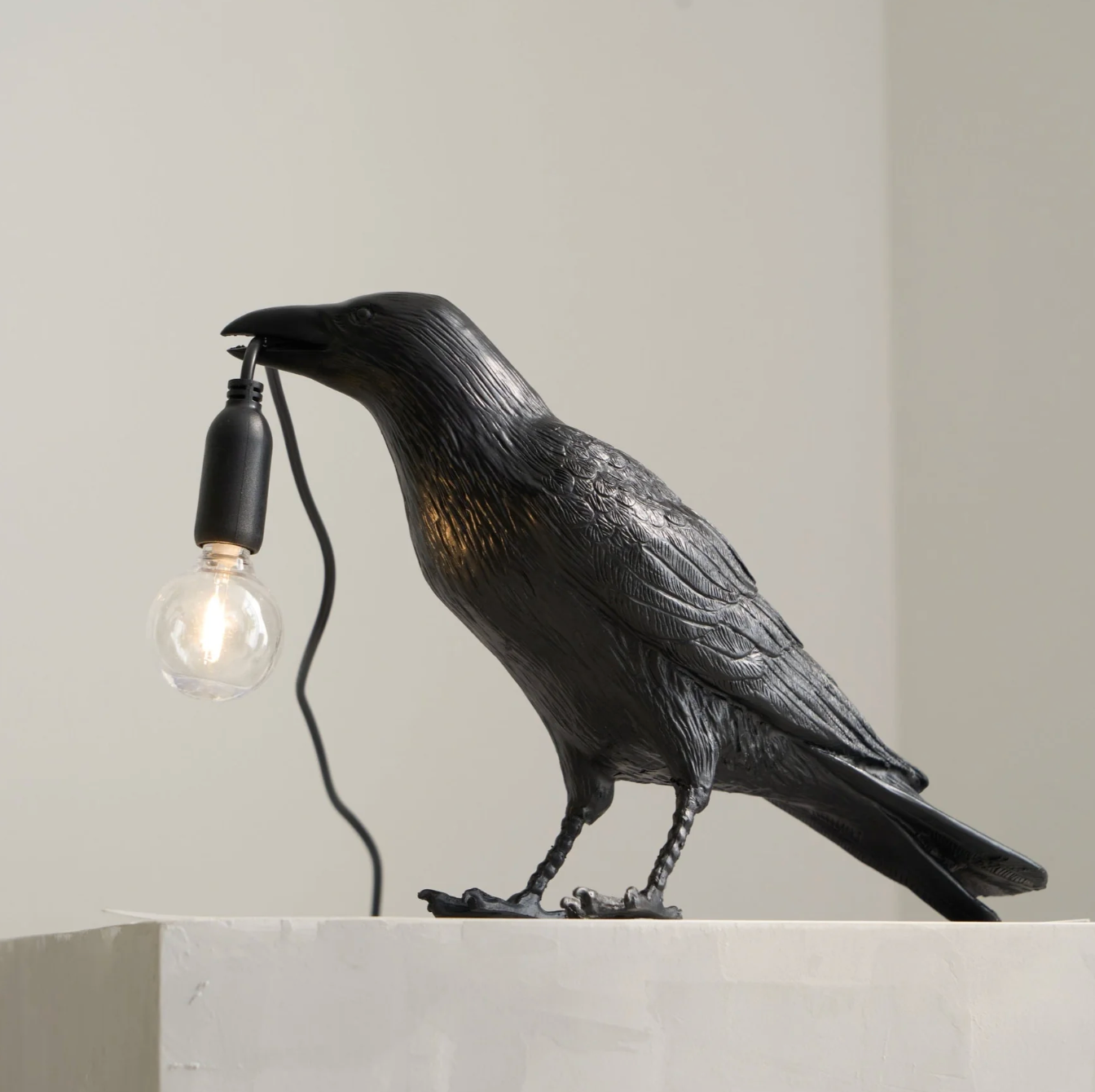 Corvane - Lampe de table oiseau