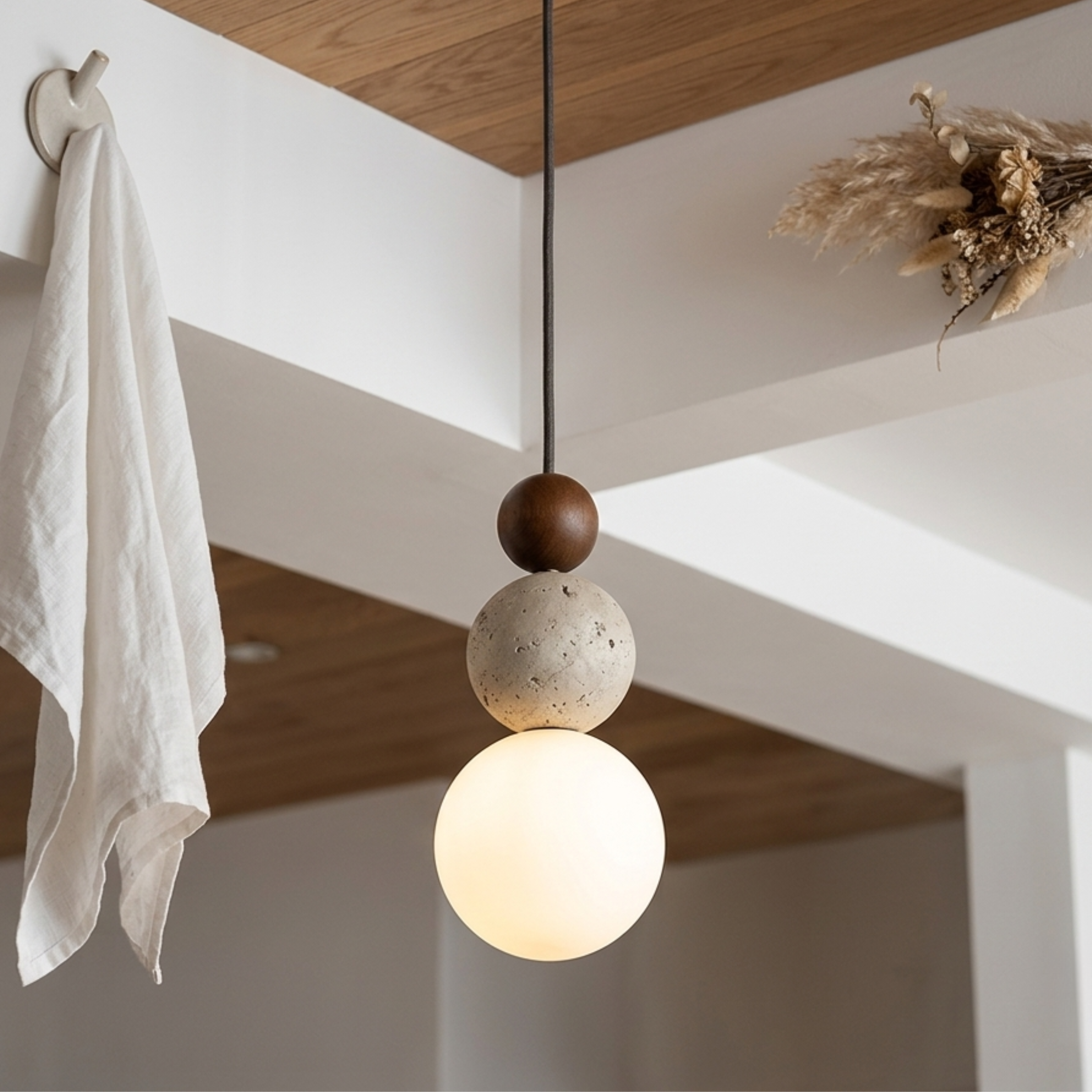 Cremon – Lampada a sospensione in legno e travertino crema