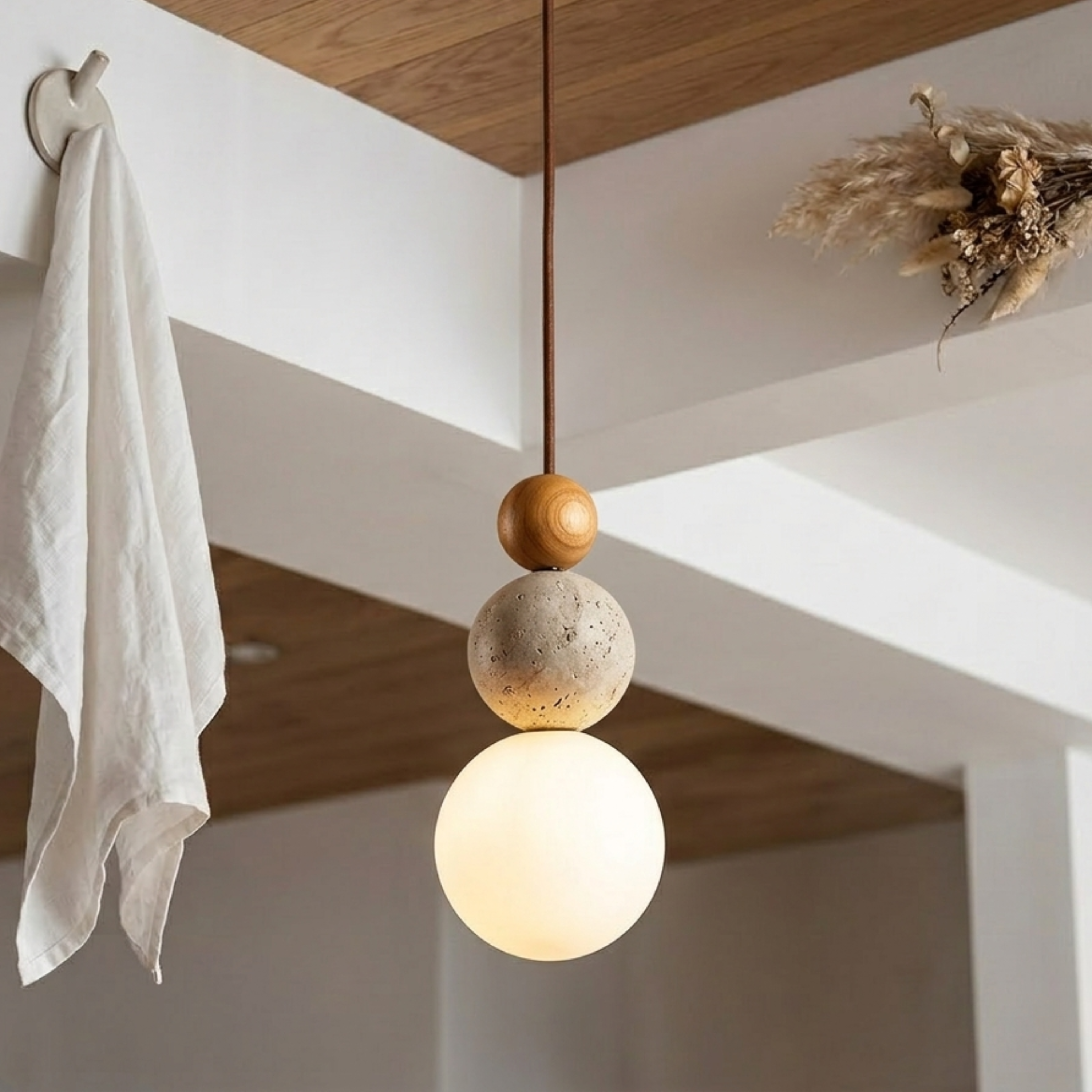 Cremon – Lampada a sospensione in legno e travertino crema