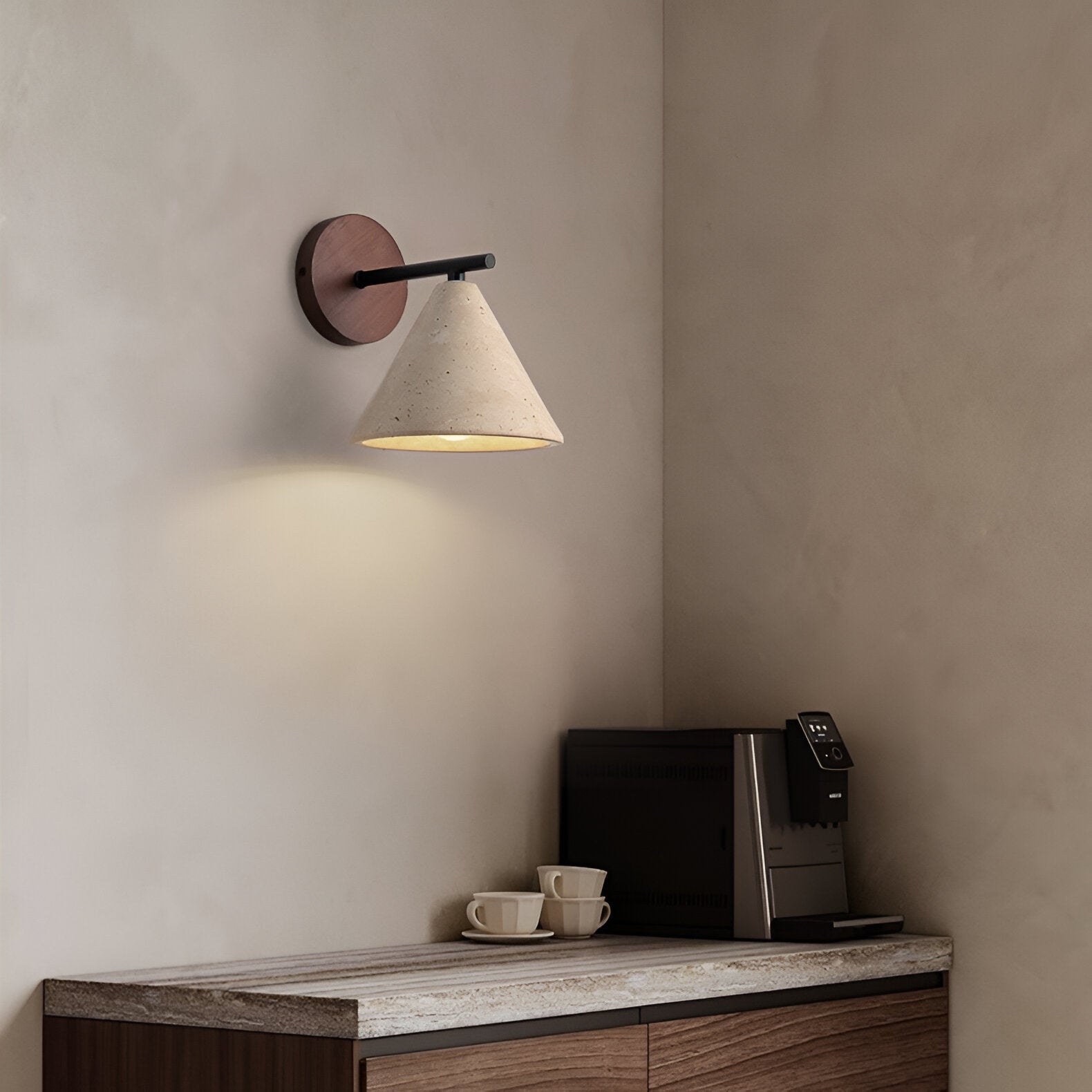 Ironma - Modern Stone Wall Light