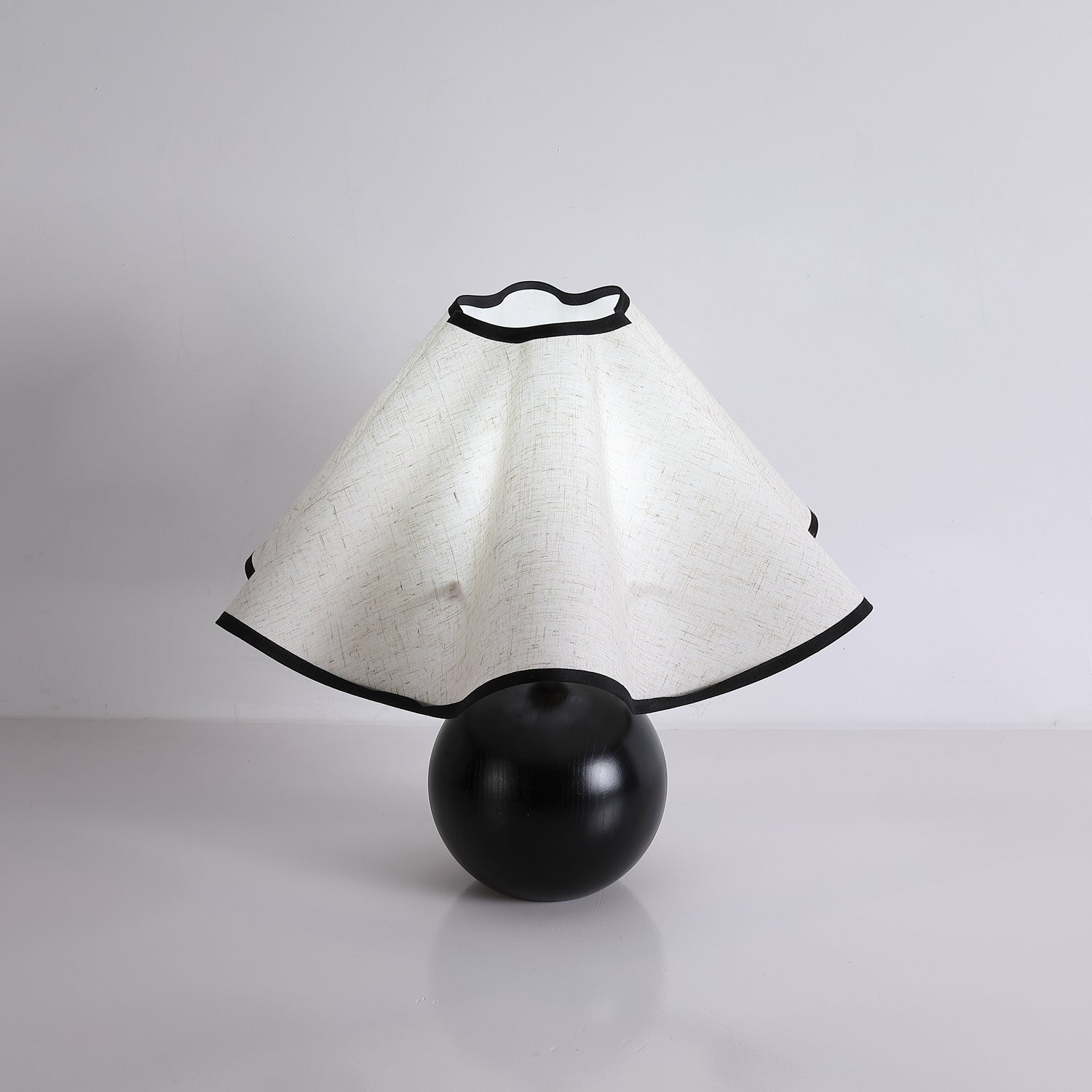 Mirelle - Lampe de table avec abat-jour en tissu motif crête de vague