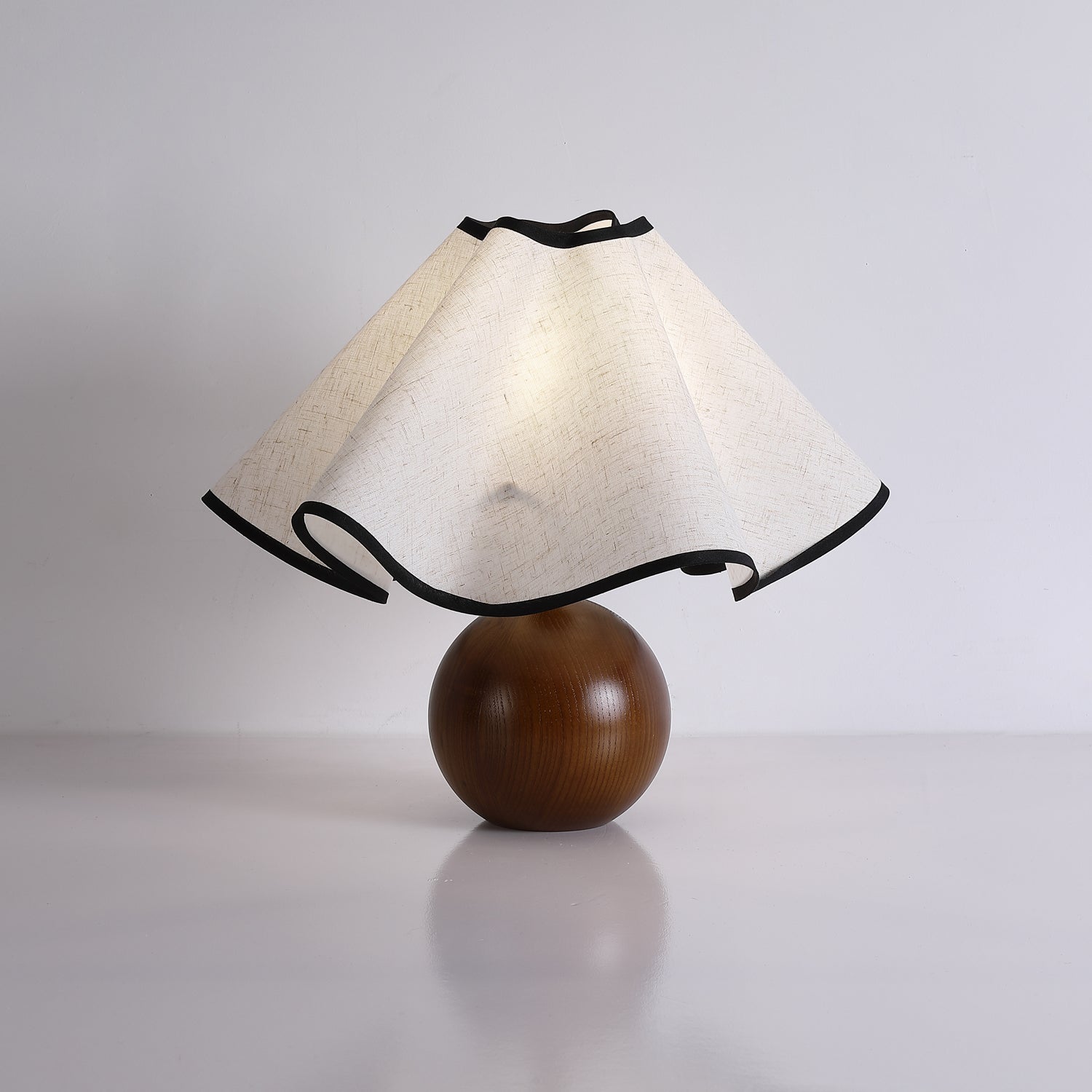 Mirelle - Lampe de table avec abat-jour en tissu motif crête de vague