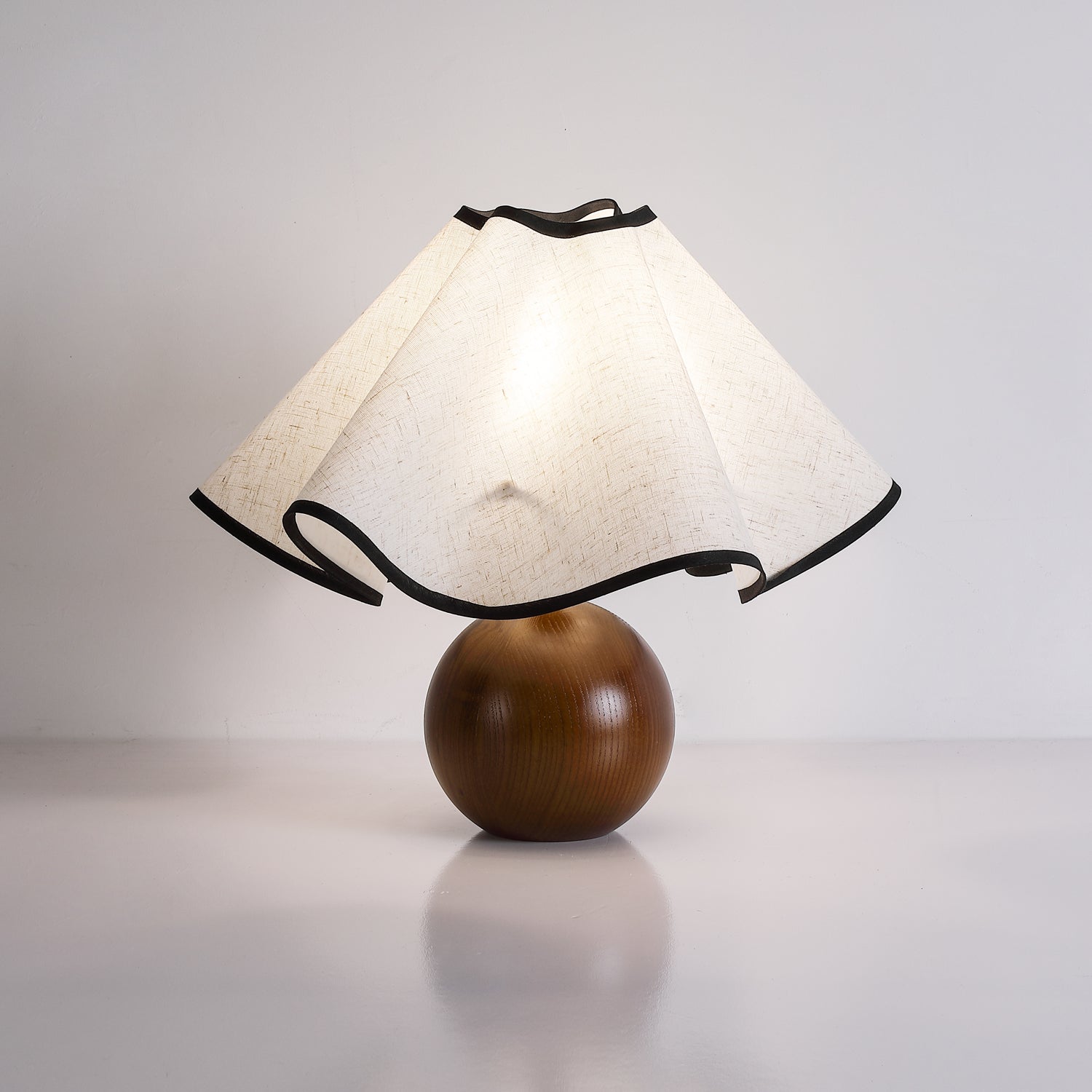 Mirelle - Lampe de table avec abat-jour en tissu motif crête de vague